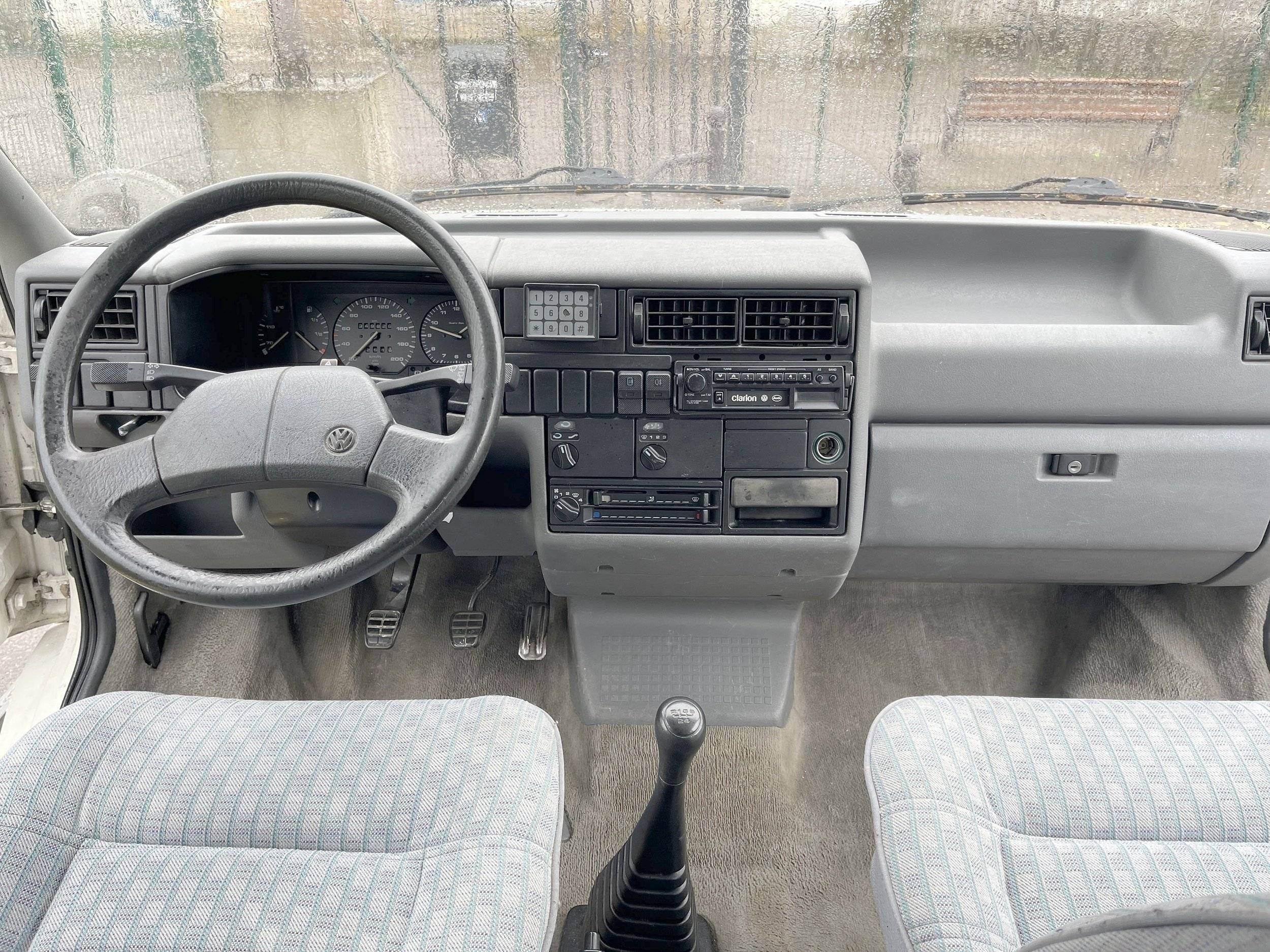 Volkswagen Transporter T4 2.4D