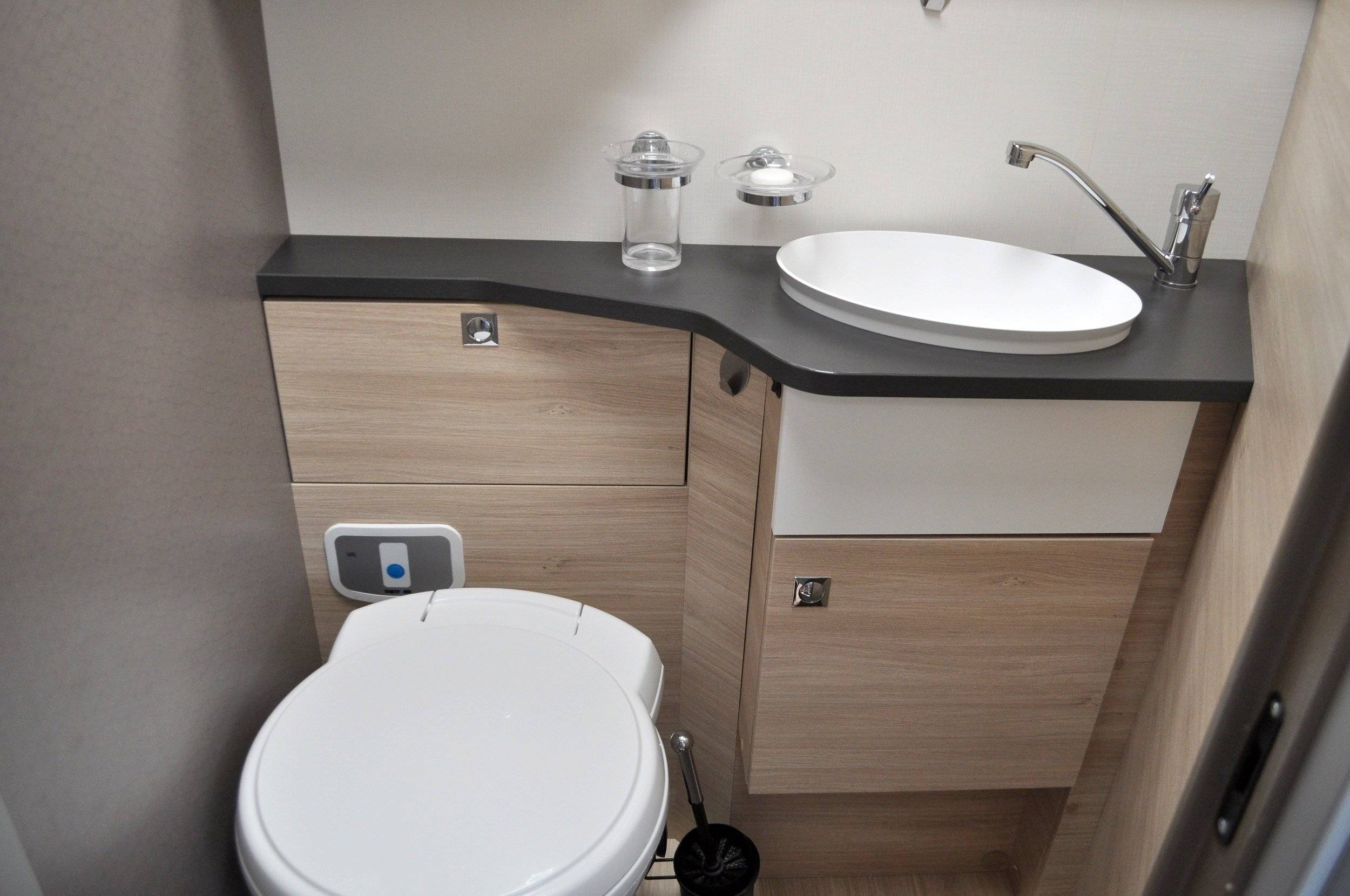 Challenger Challenger 328 VIP 