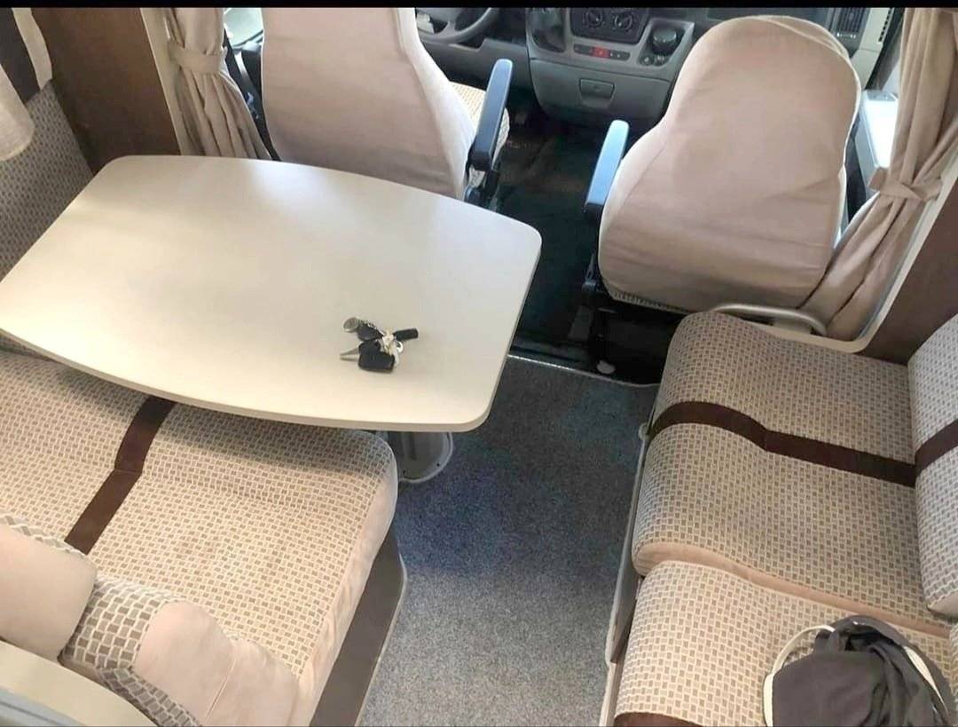 Dinette Fiat Fiat ducato - Yescapa