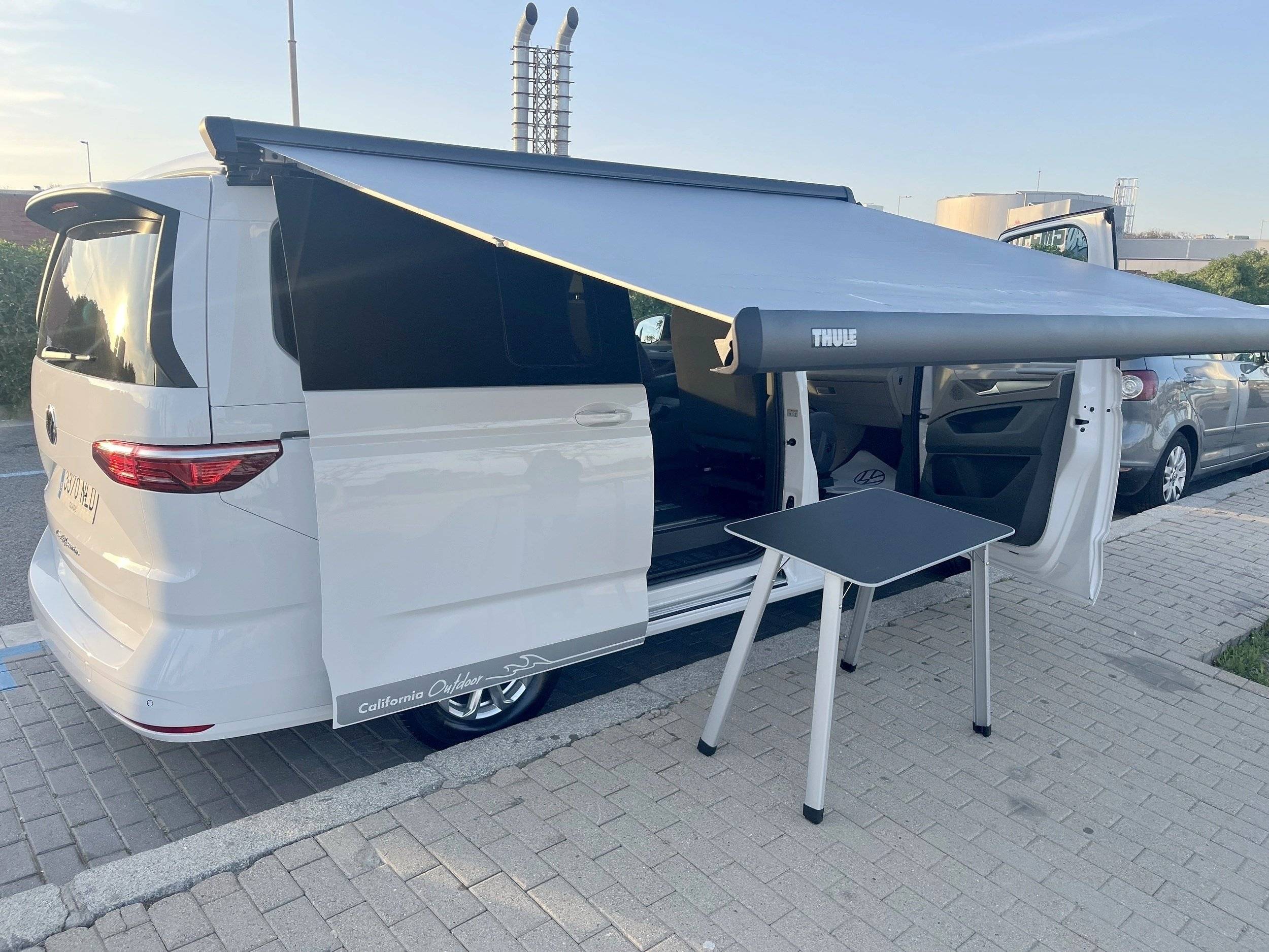 Essecke Volkswagen California Beach - Yescapa