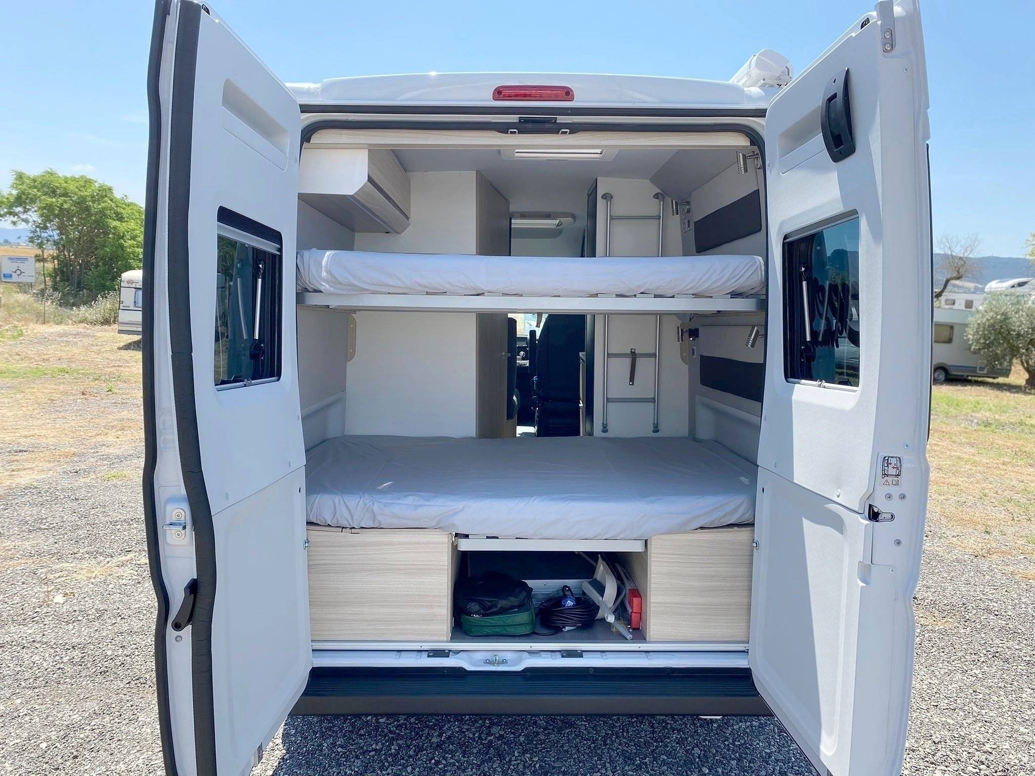 Adria Twin Axess 600SP Family