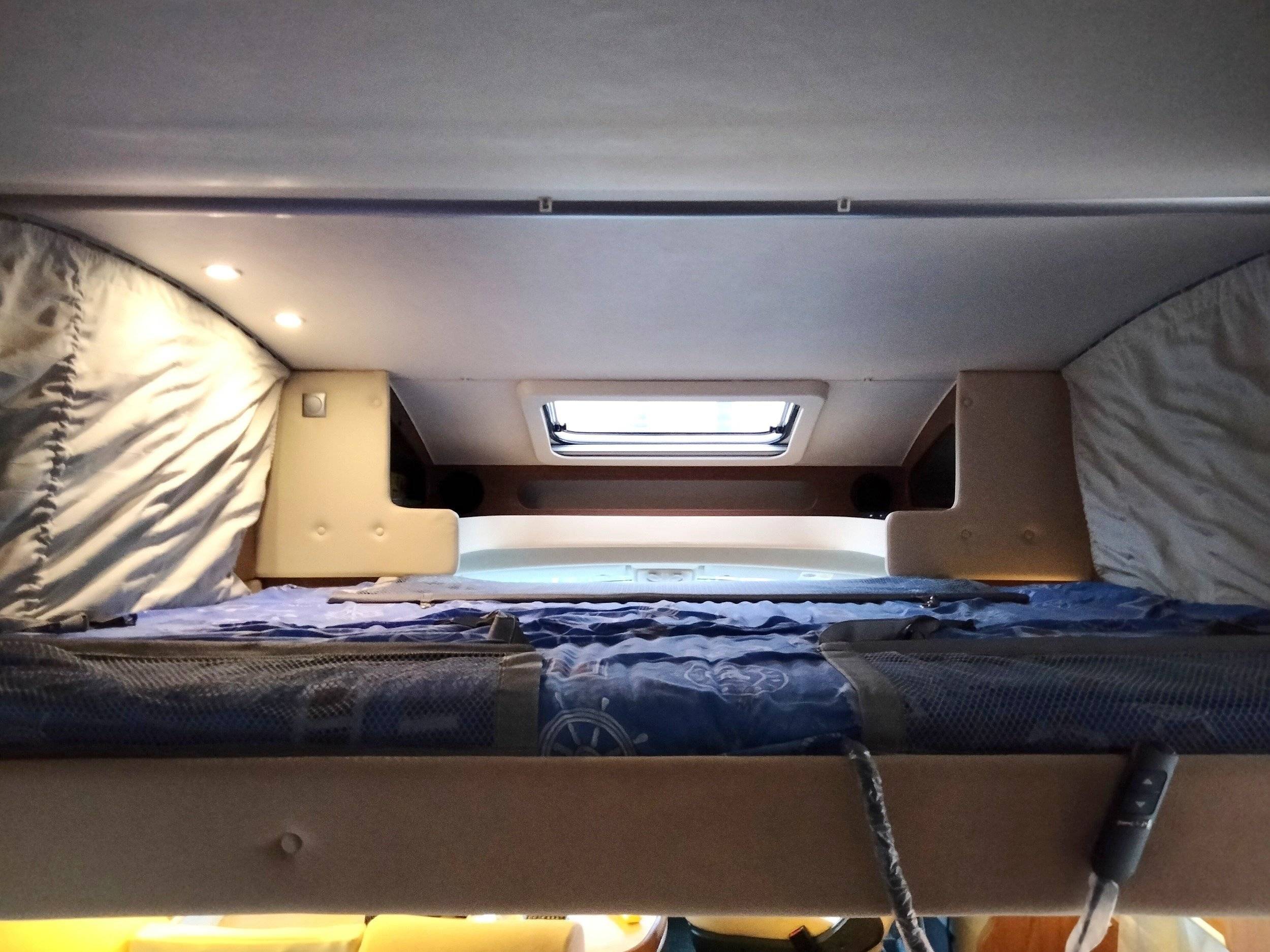 Bürstner IXEO PLUS IT 724