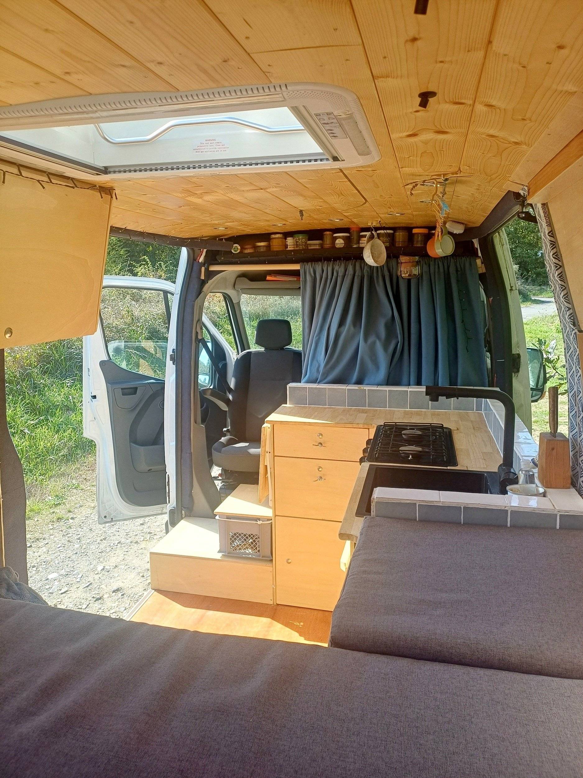 Adria Master 3