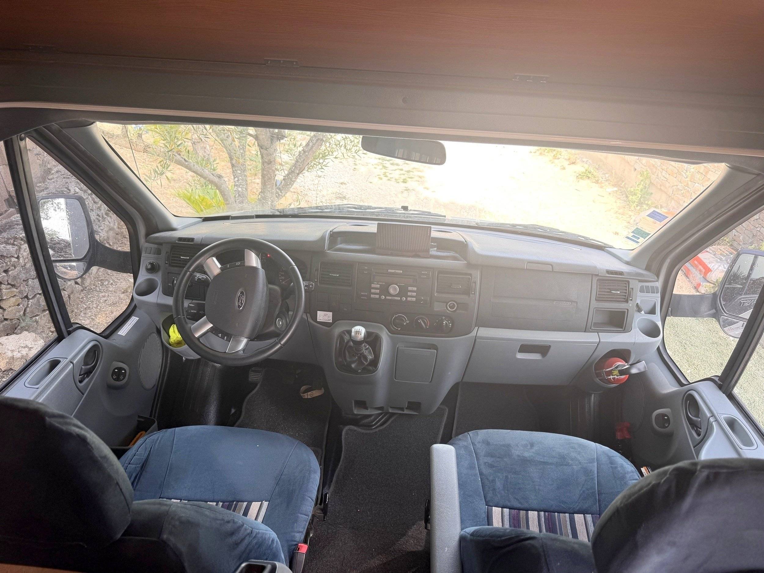 Challenger Transit 2,4 l 140 ch