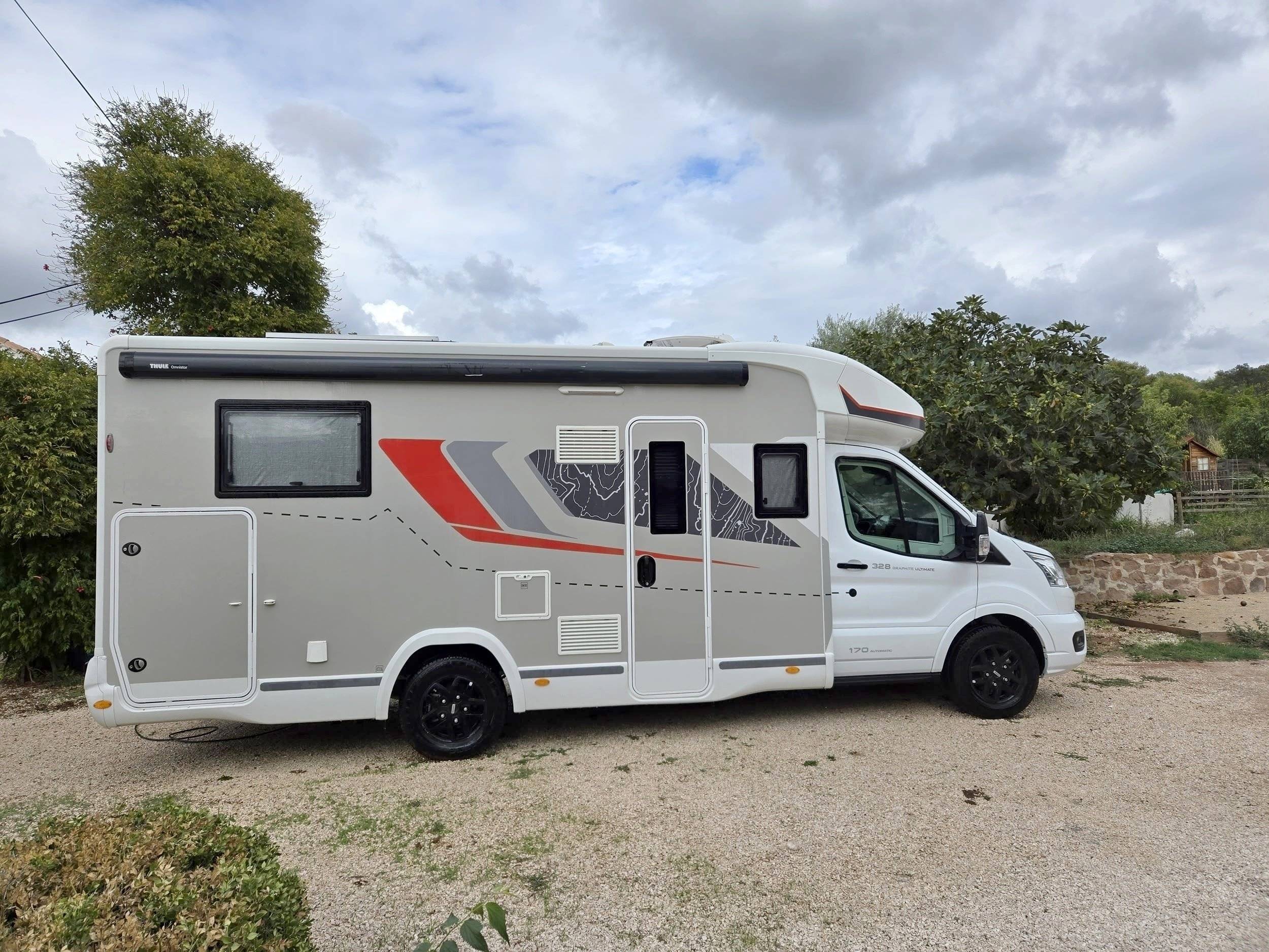 Challenger 328 Graphite Premium