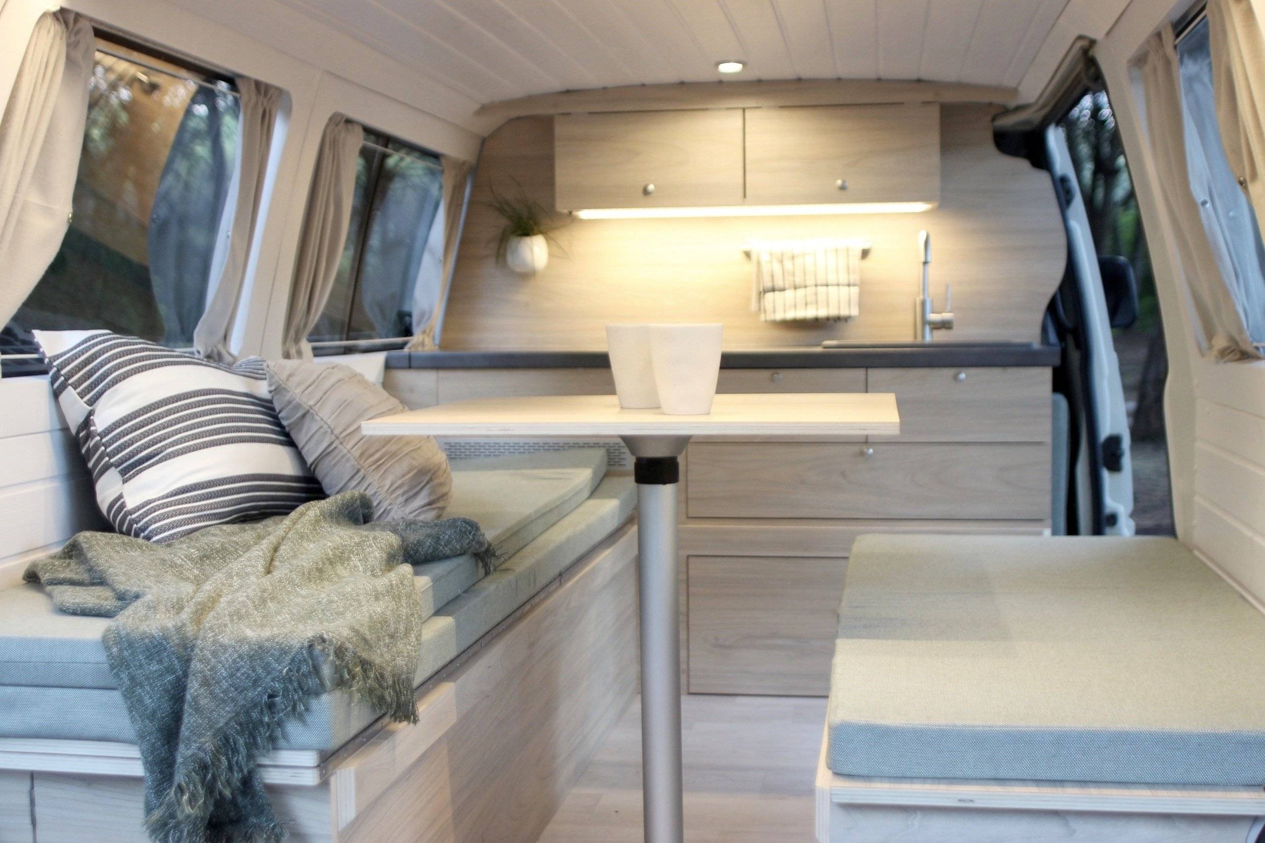 Luxy VW T4 Insurance &amp; All KM incl | MyVan Portugal