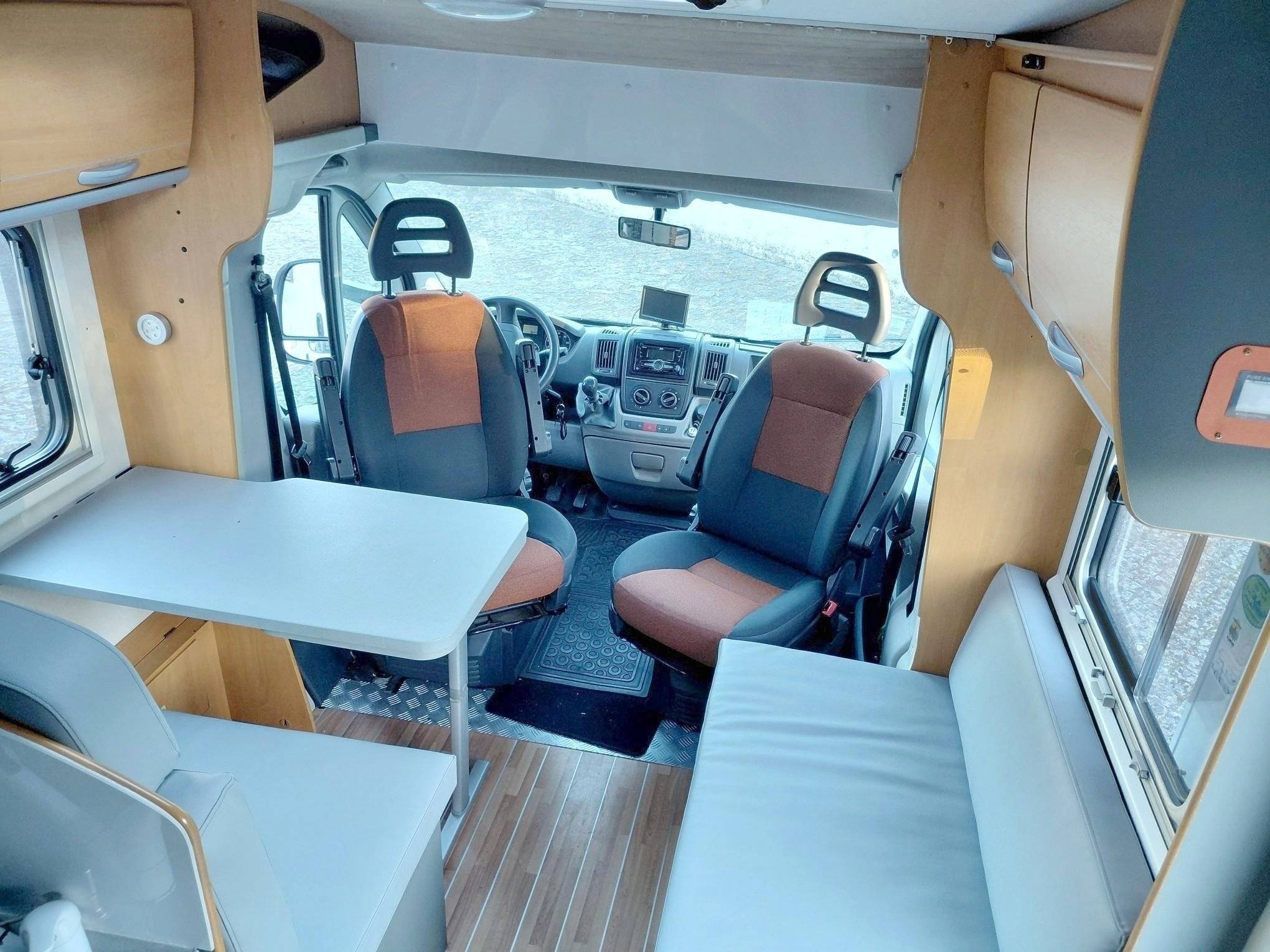Comedor Fiat DUCATO - Yescapa