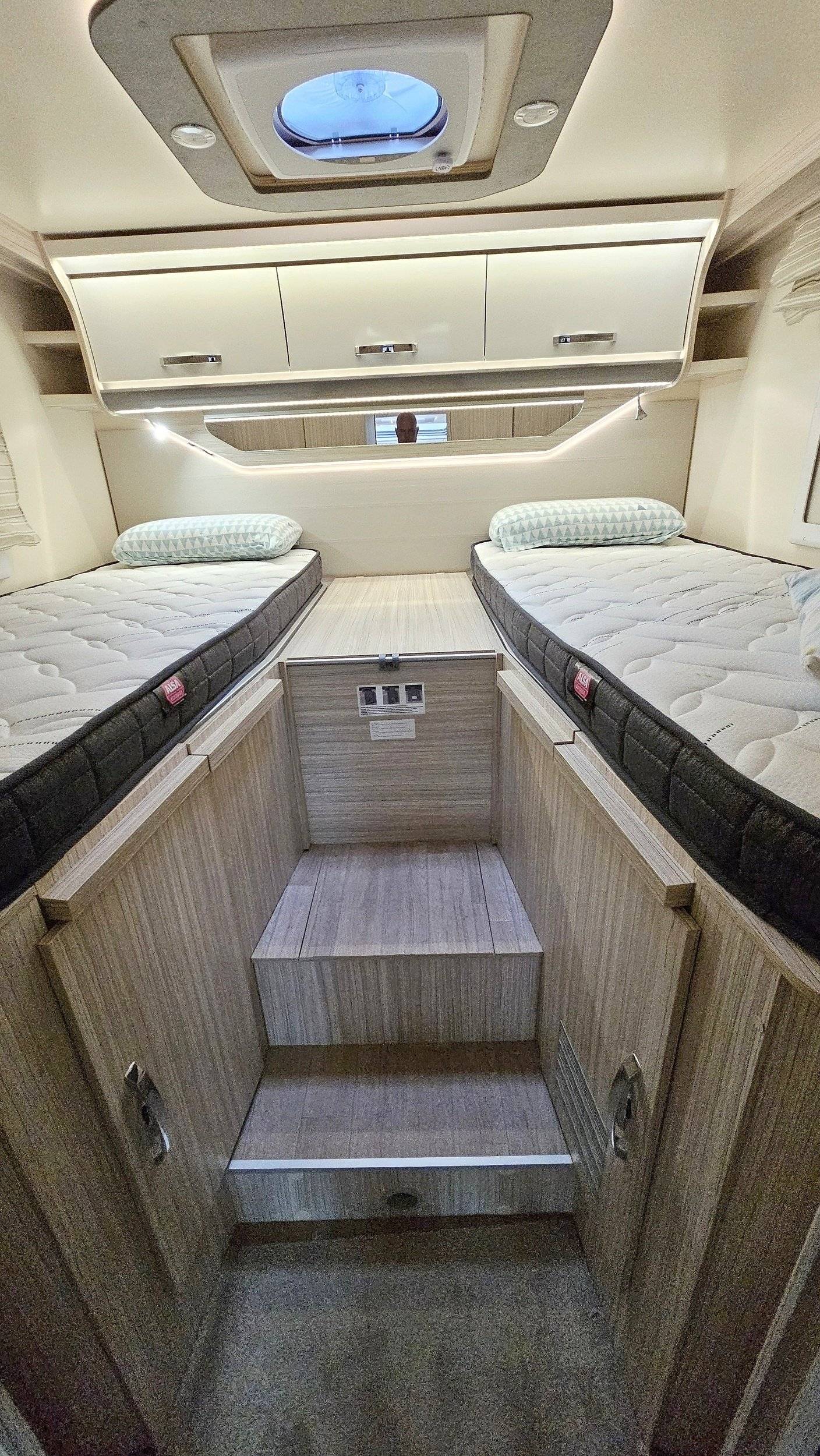 Elnagh 2,3 l 130 ch