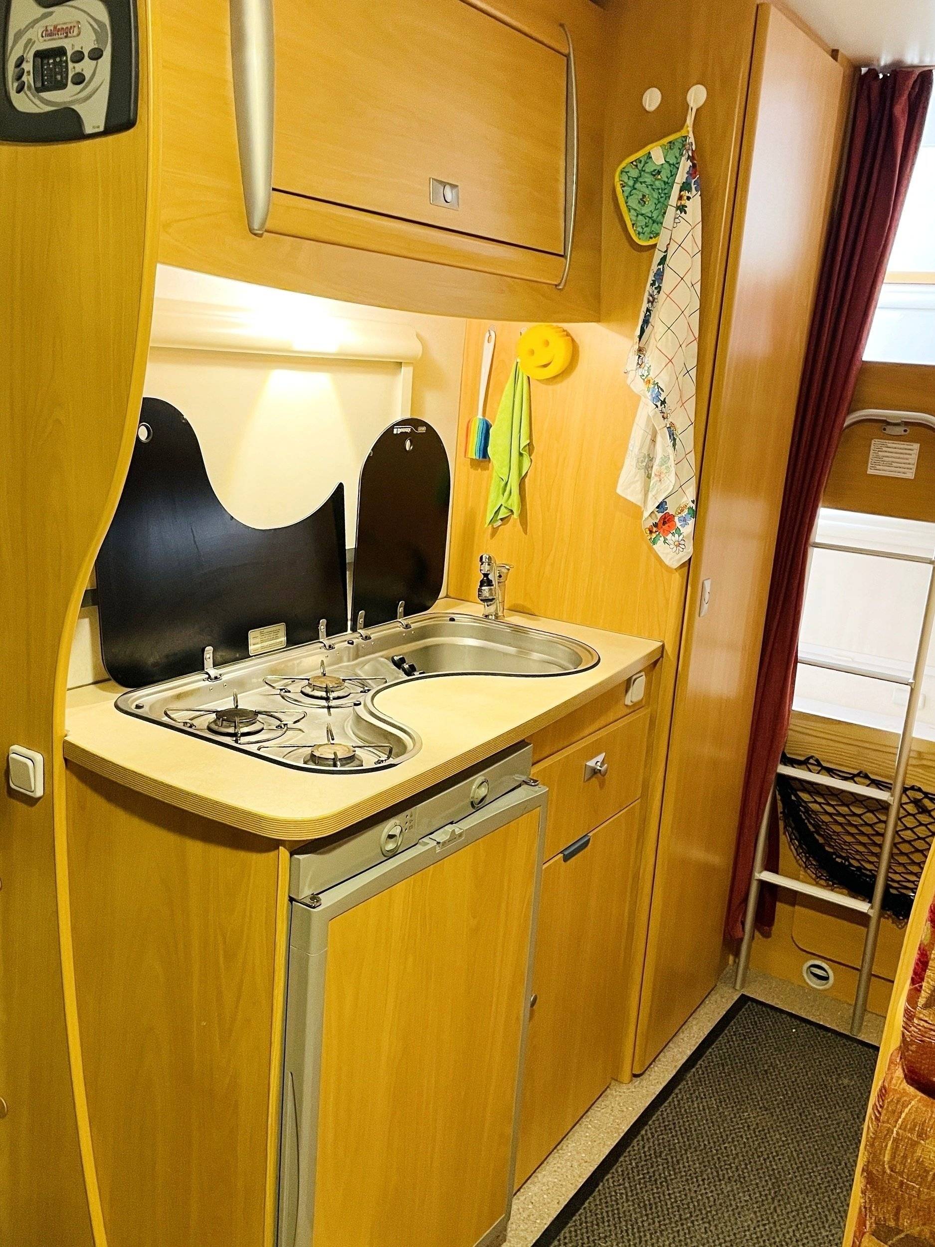 Challenger Transit 2,2 l 140 ch