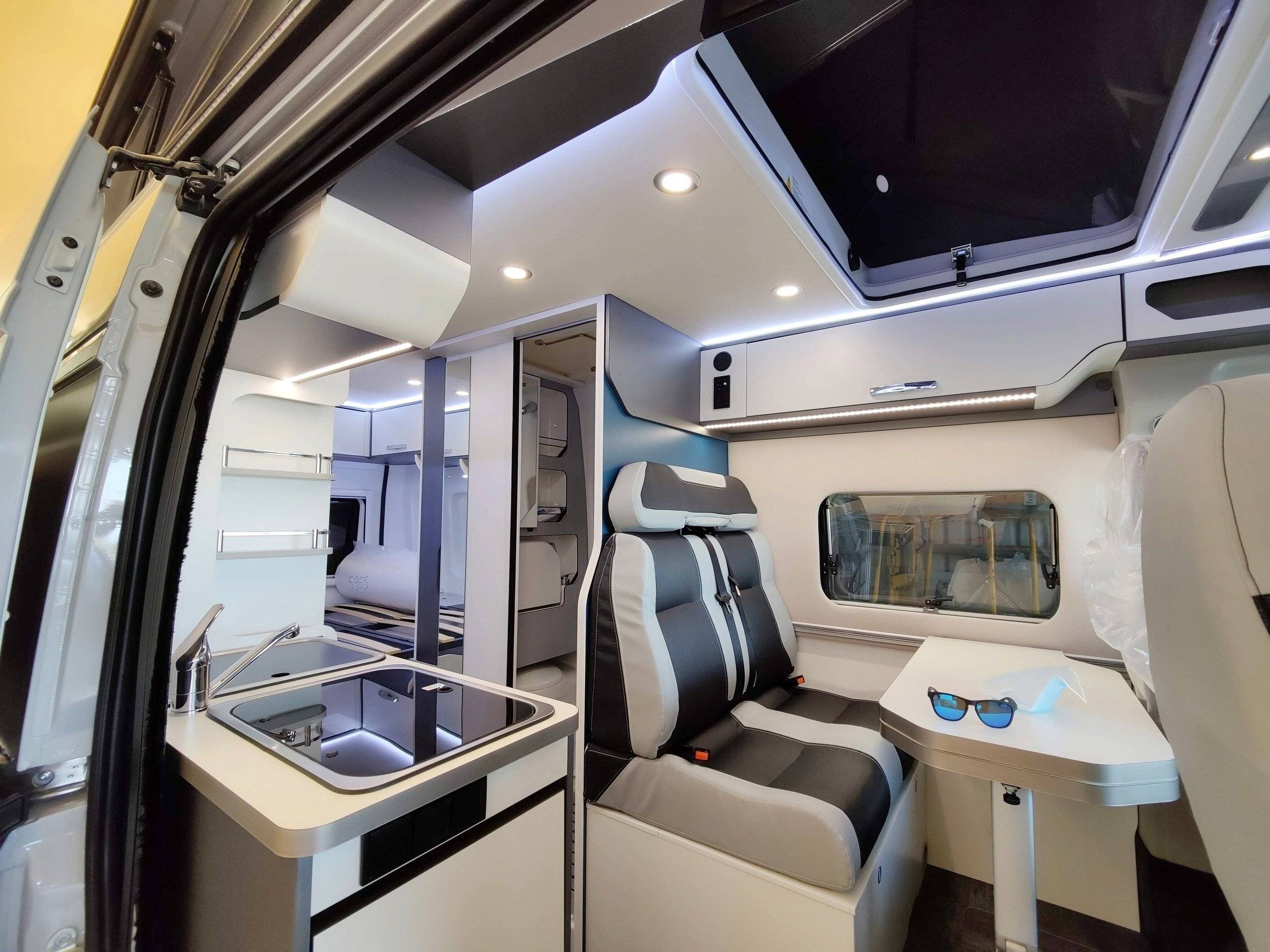 Menjador Fiat Ducati 2.3 160 AUTOMÁTICO 9 SPEED. - Yescapa