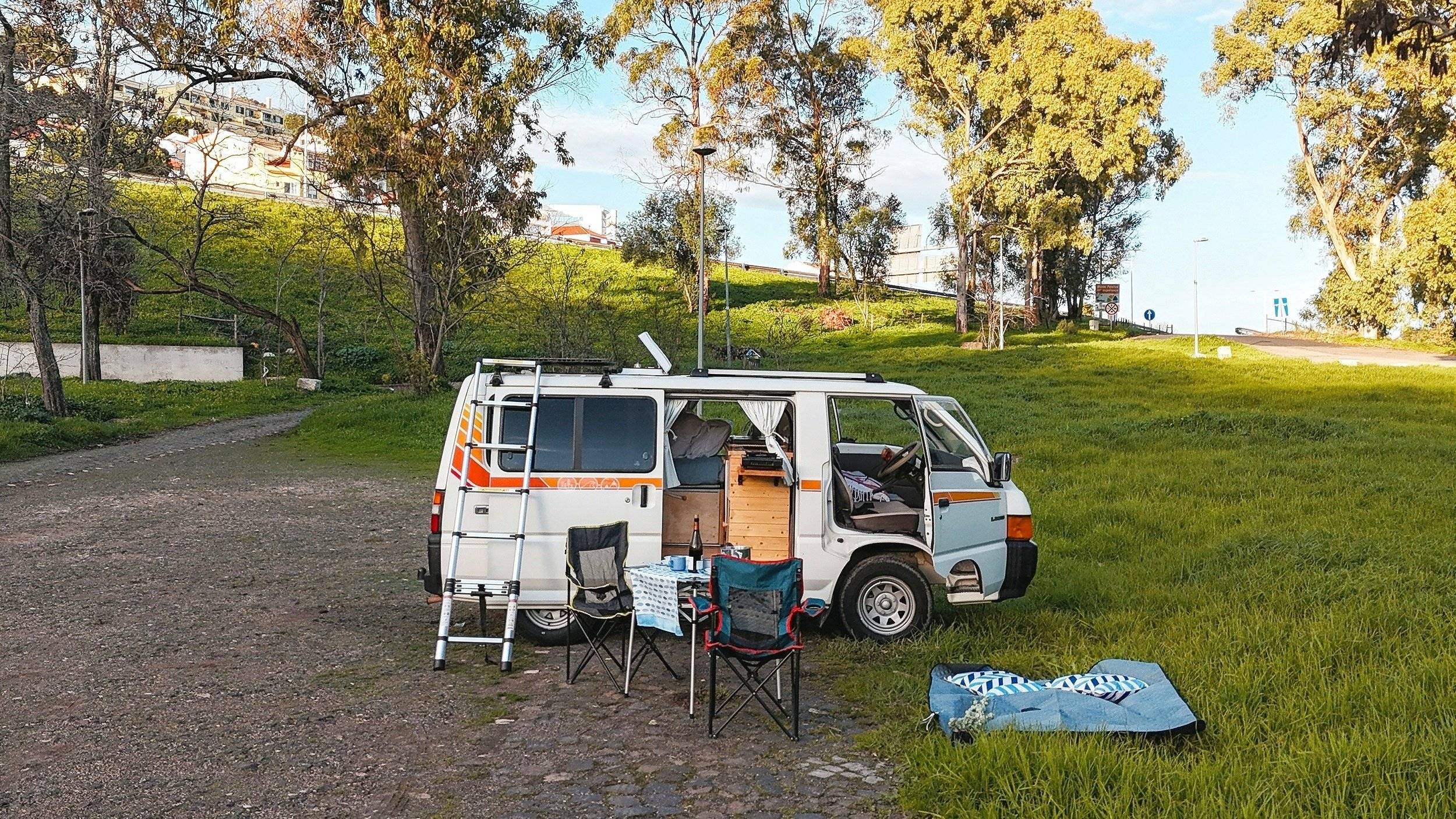 L300 Mitsubishi L300