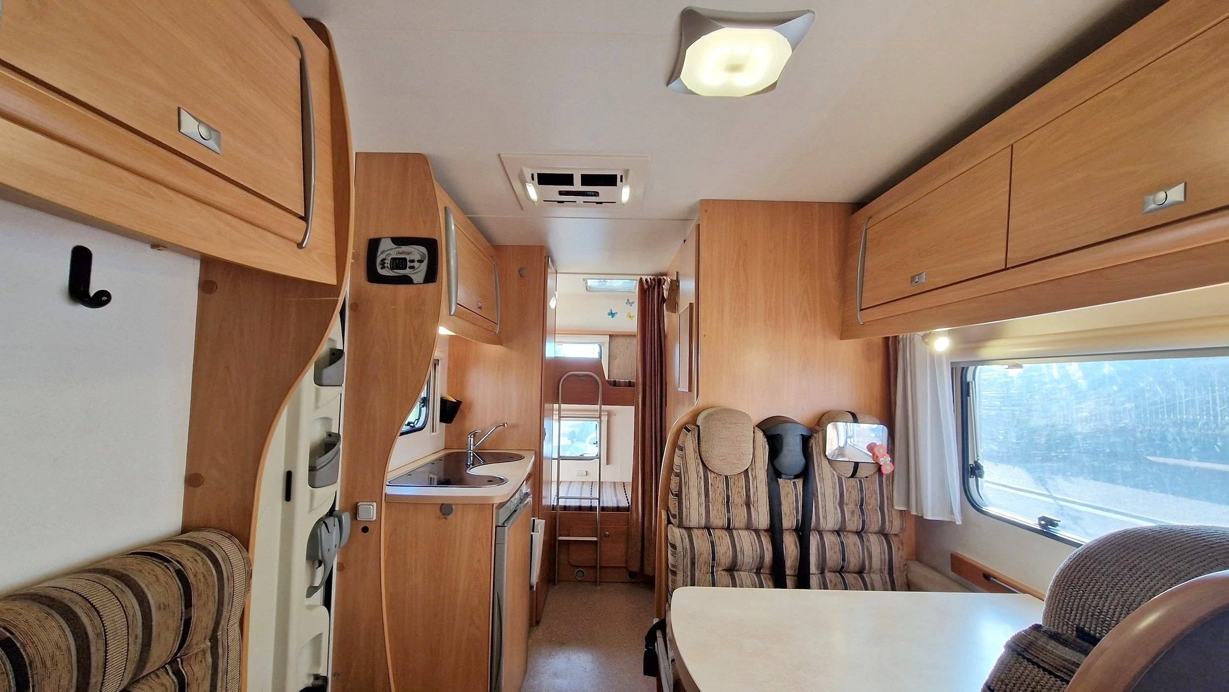 Challenger CHALLENGER GENESIS 43