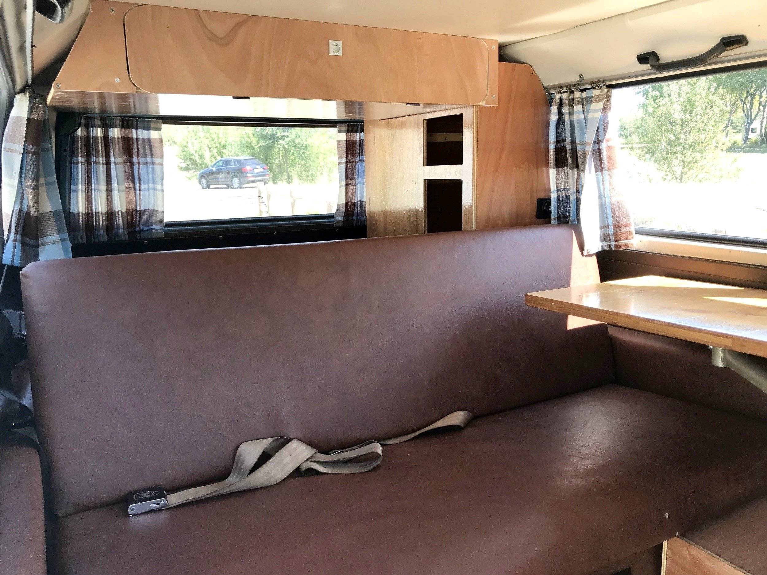 Volkswagen Combi Bay WindowT2