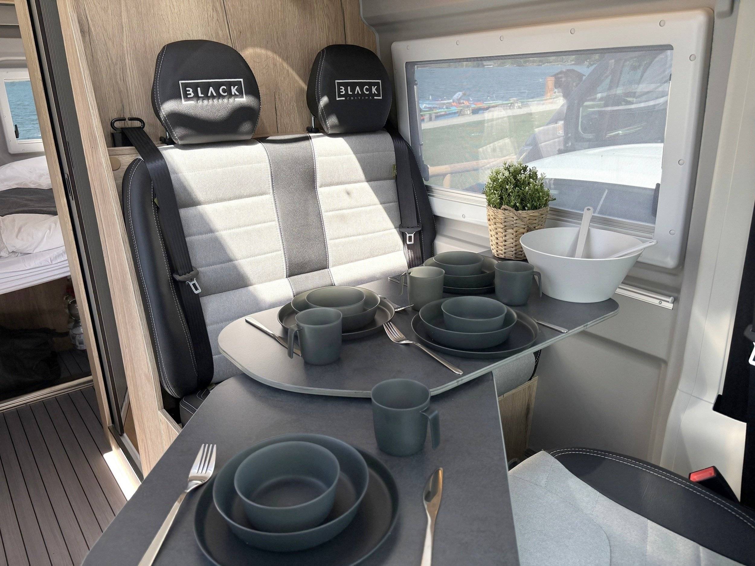 Clever Runner 636 Black Edition