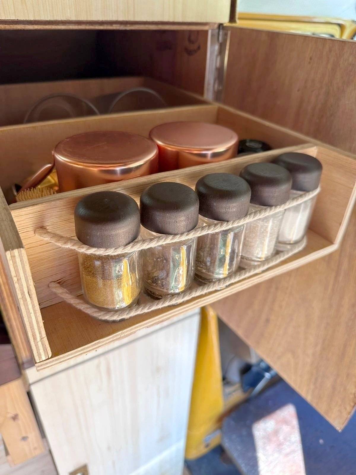 Coin cuisine Volkswagen Combi T2 - Yescapa
