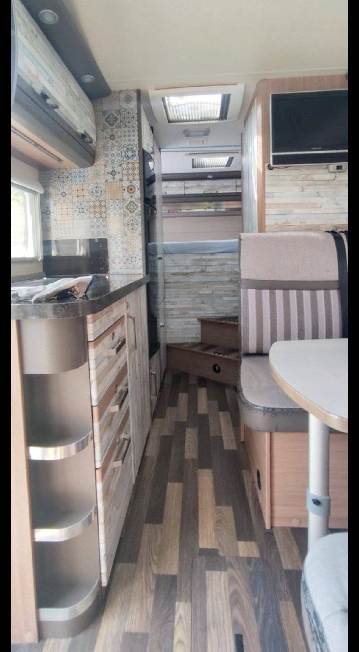 Knaus 650 Dg
