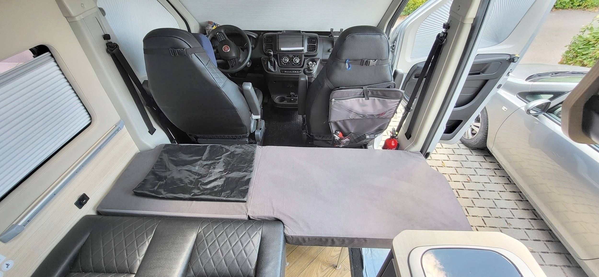 Chausson Chausson V594 First Line