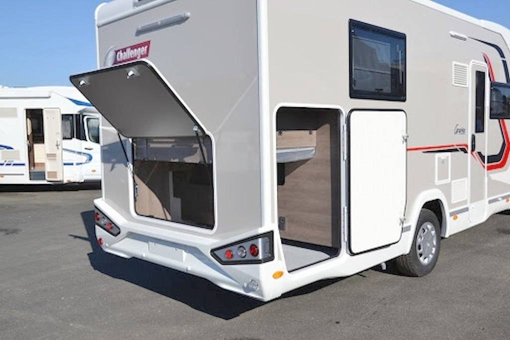 Challenger 348 XLB Graphite