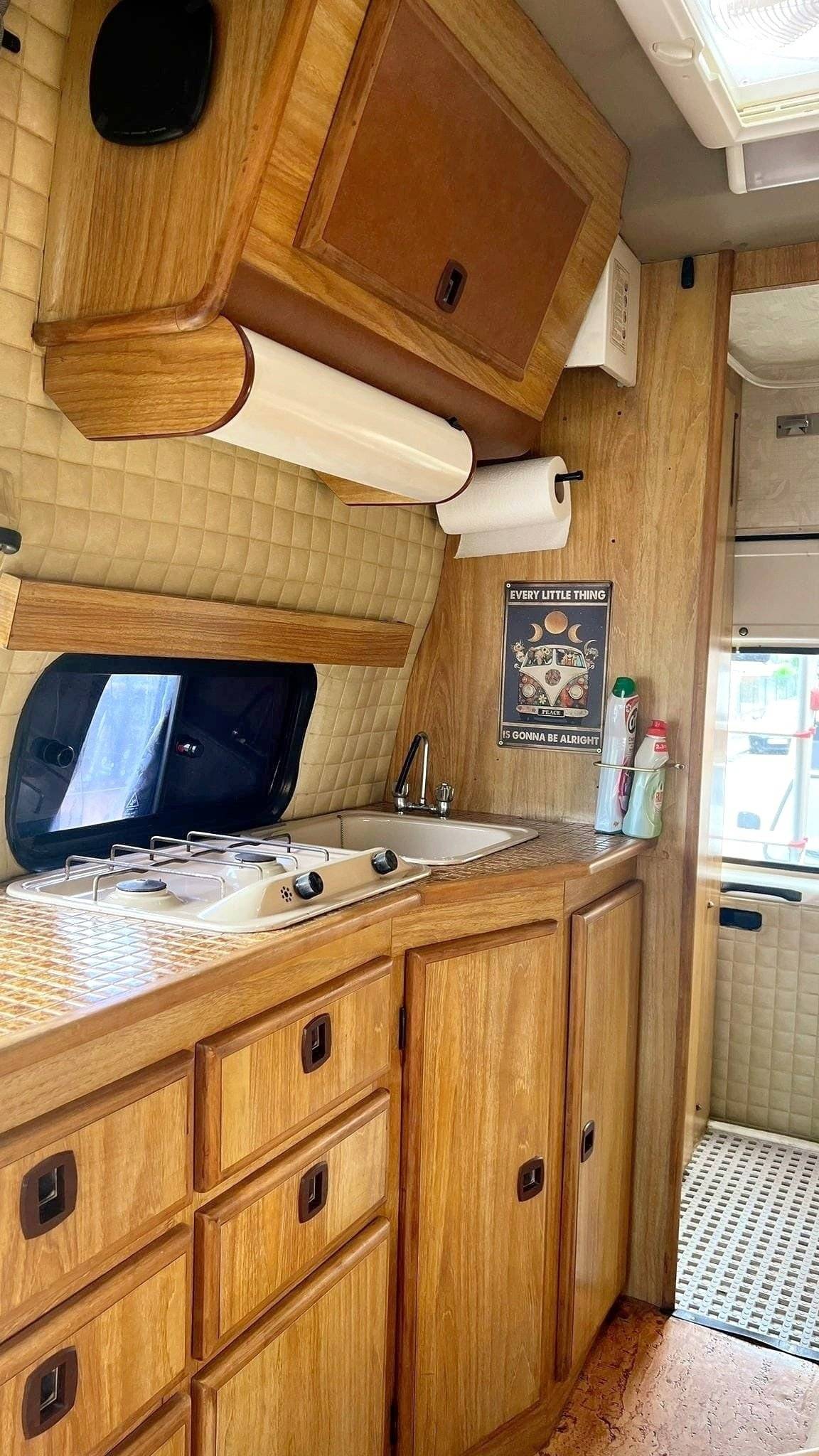 Camper Track Andrade