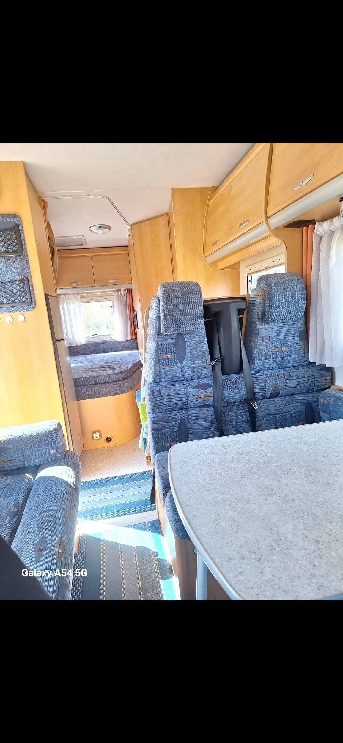 Comedor Ford Transit 125 ch - Yescapa