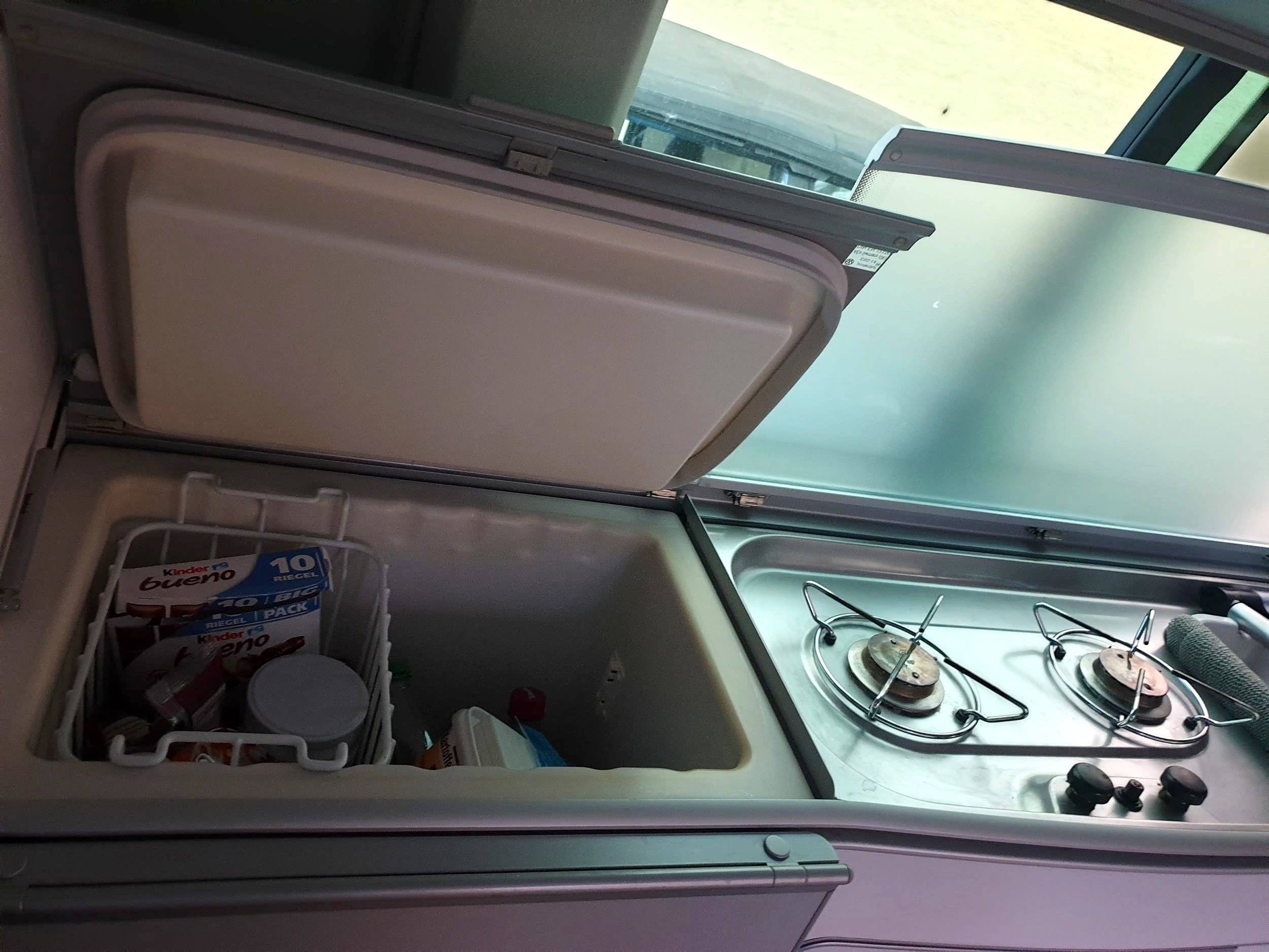 California T5 2,0 l 180 ch