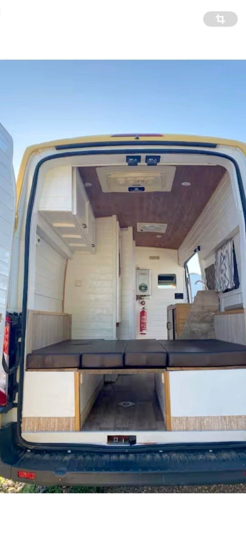 Custo Van Transit 2,2l TDCi 140 ch.