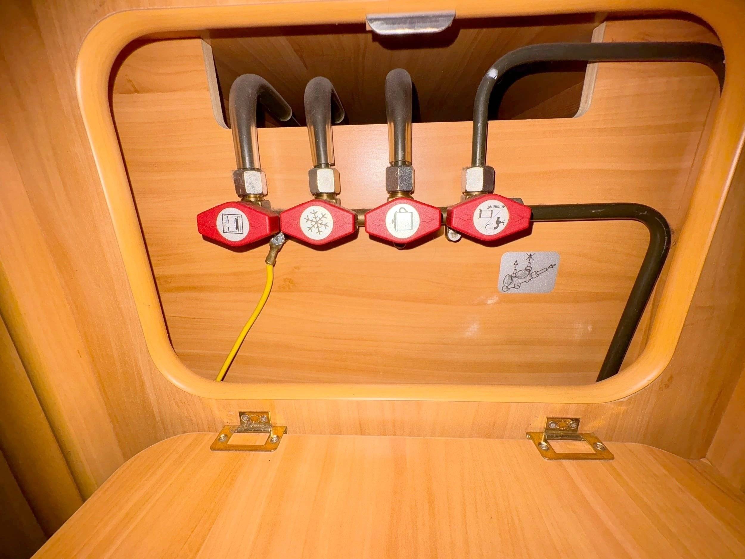 Adria ADRIA CORAL XL 660 SL