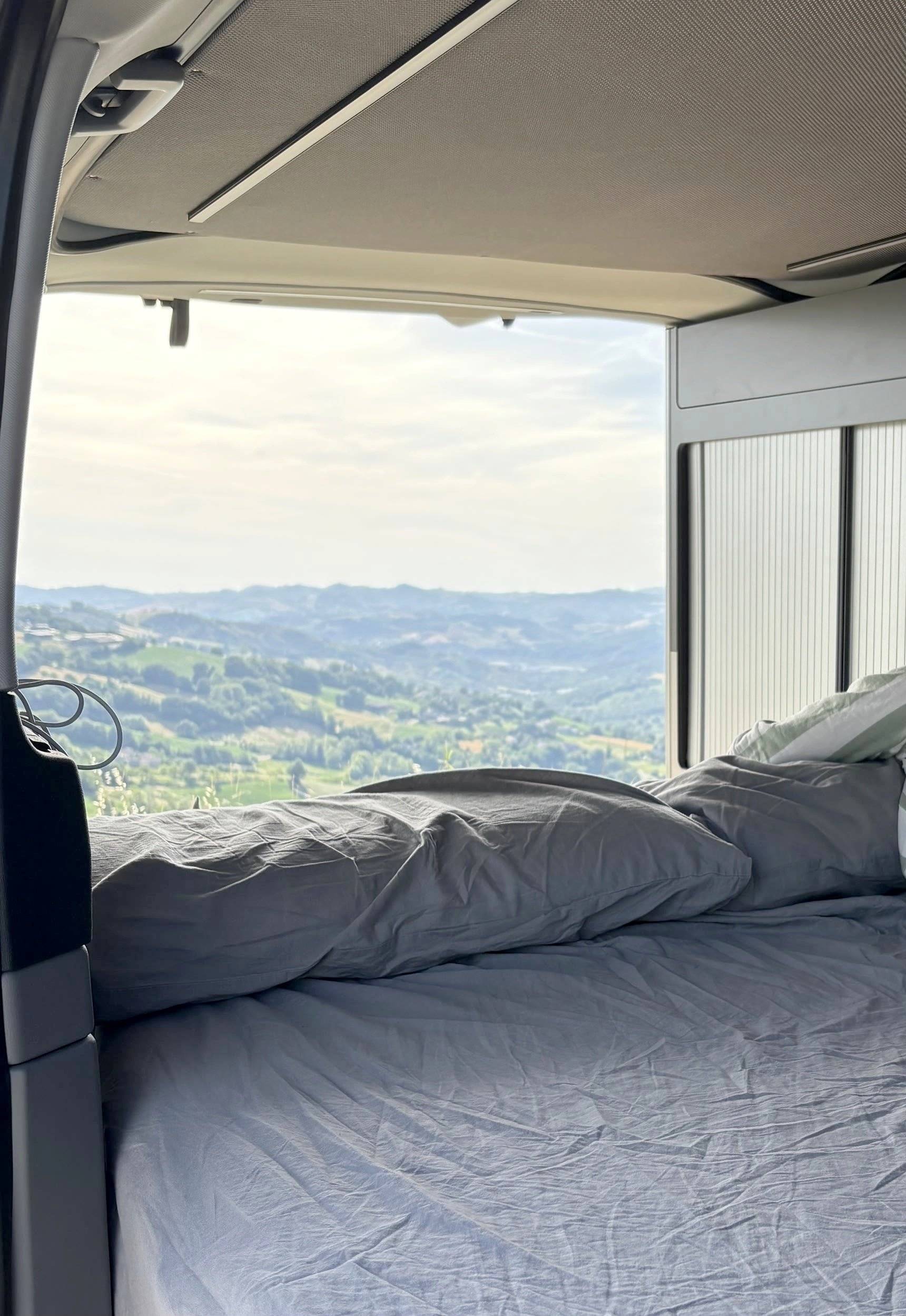 Plazas en cama Ford Transit Custom 2,0 l 130 ch - Yescapa