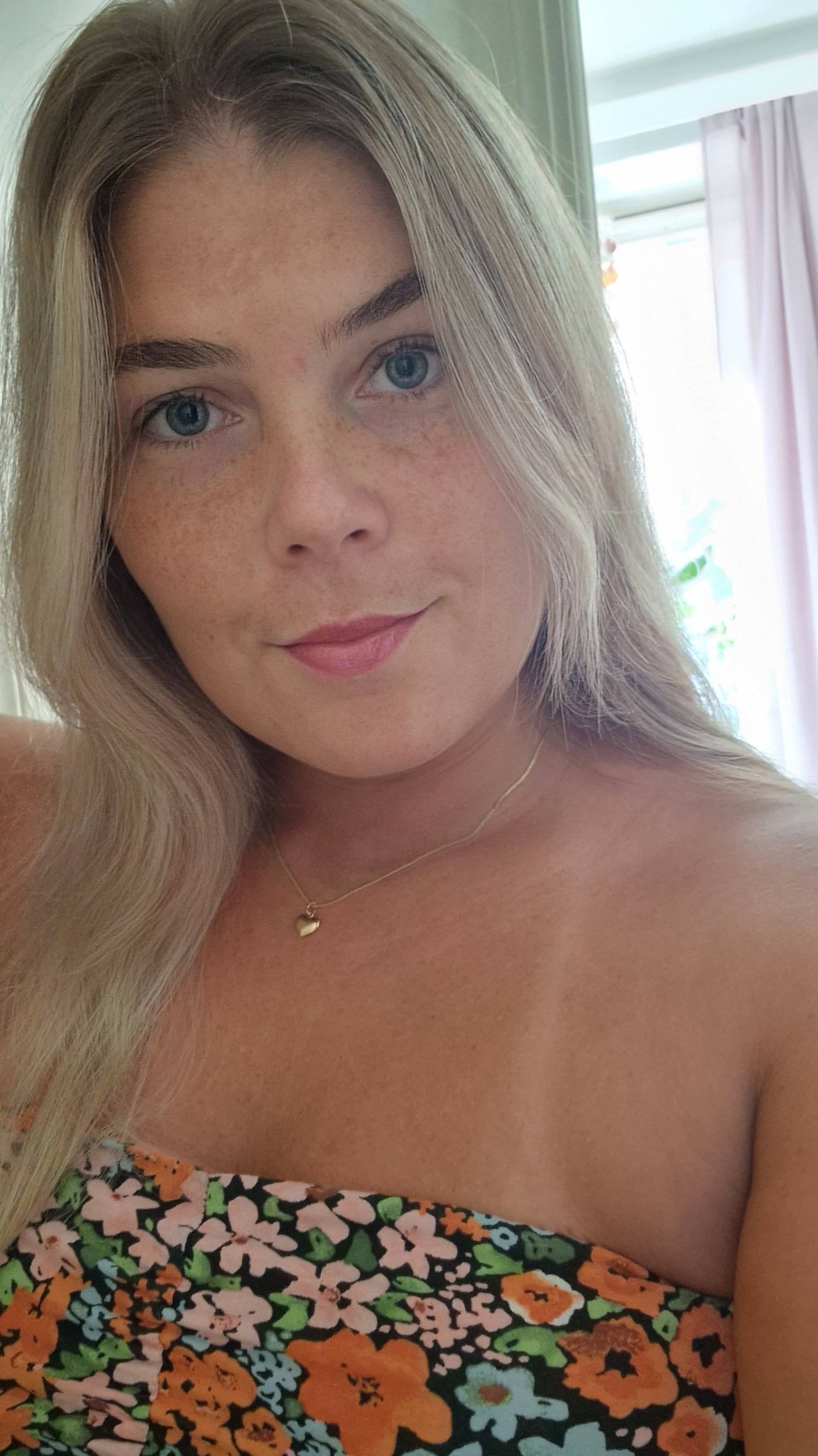 Essi