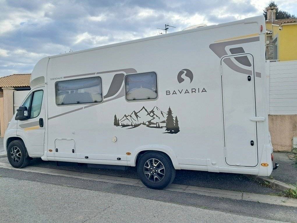 Bavaria Jumper 2,0l 163 ch