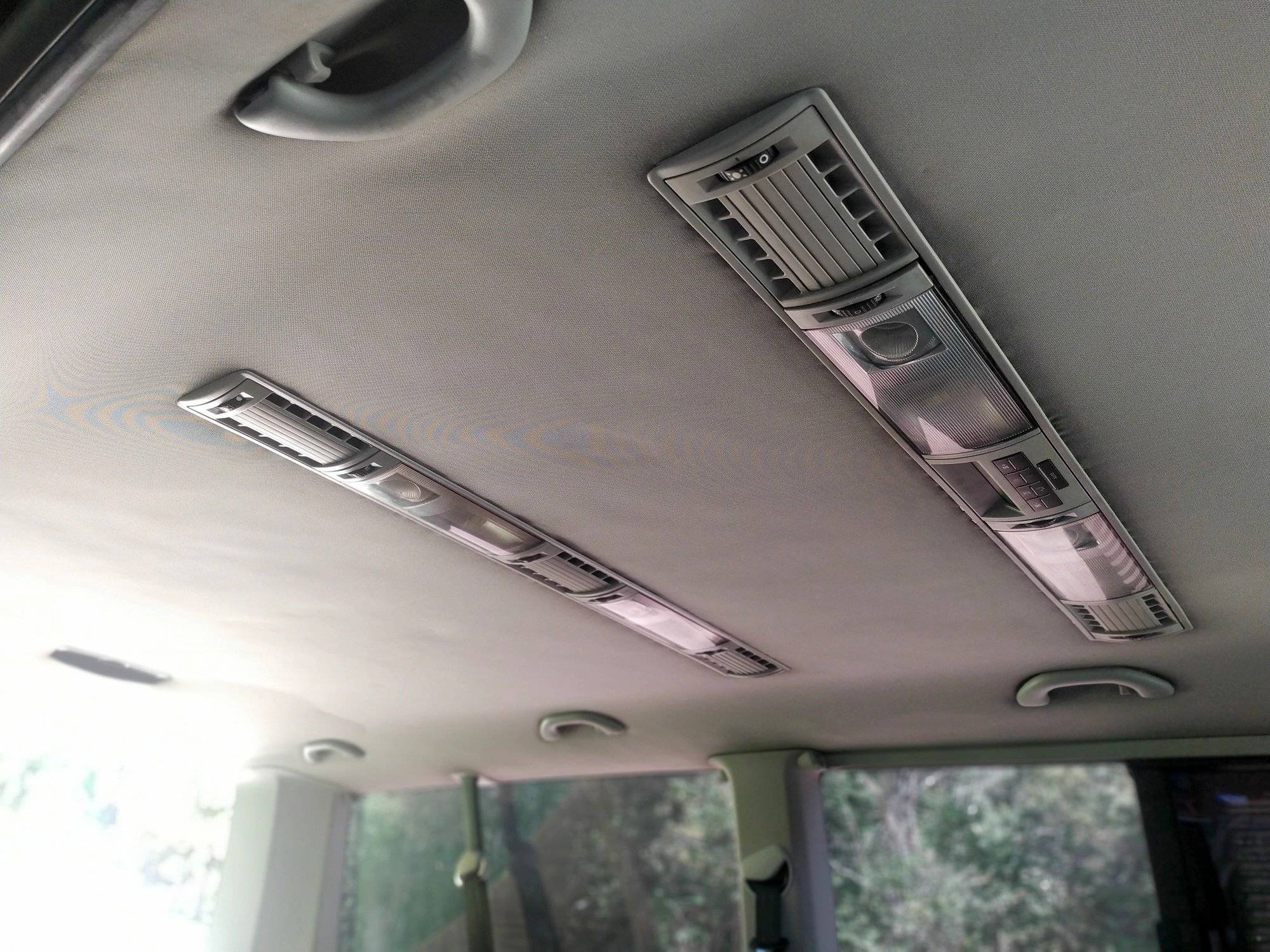 Volkswagen Caravelle 2.0 TDI 140 cv