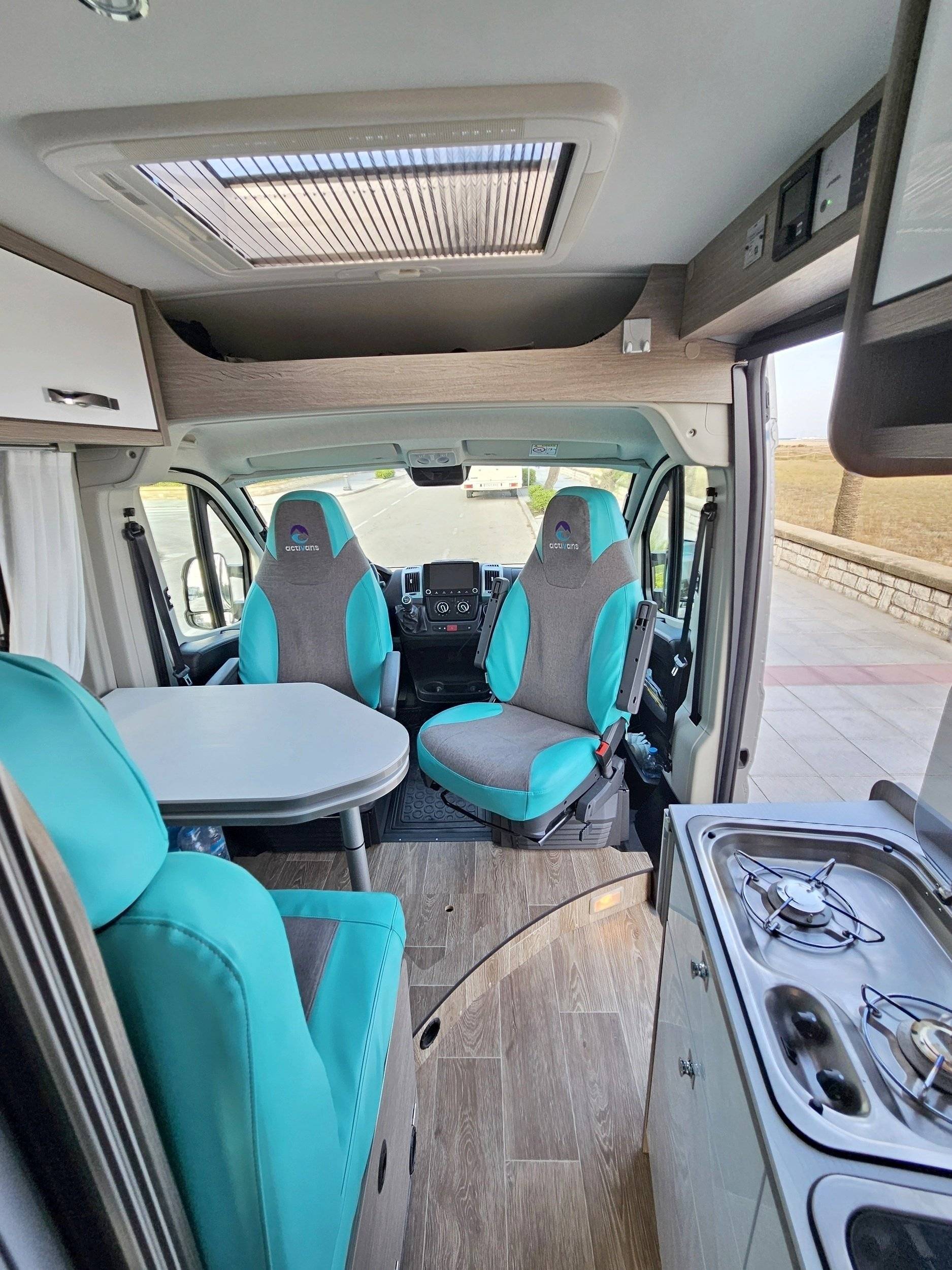 Coin repas Citroën Jumper - Yescapa