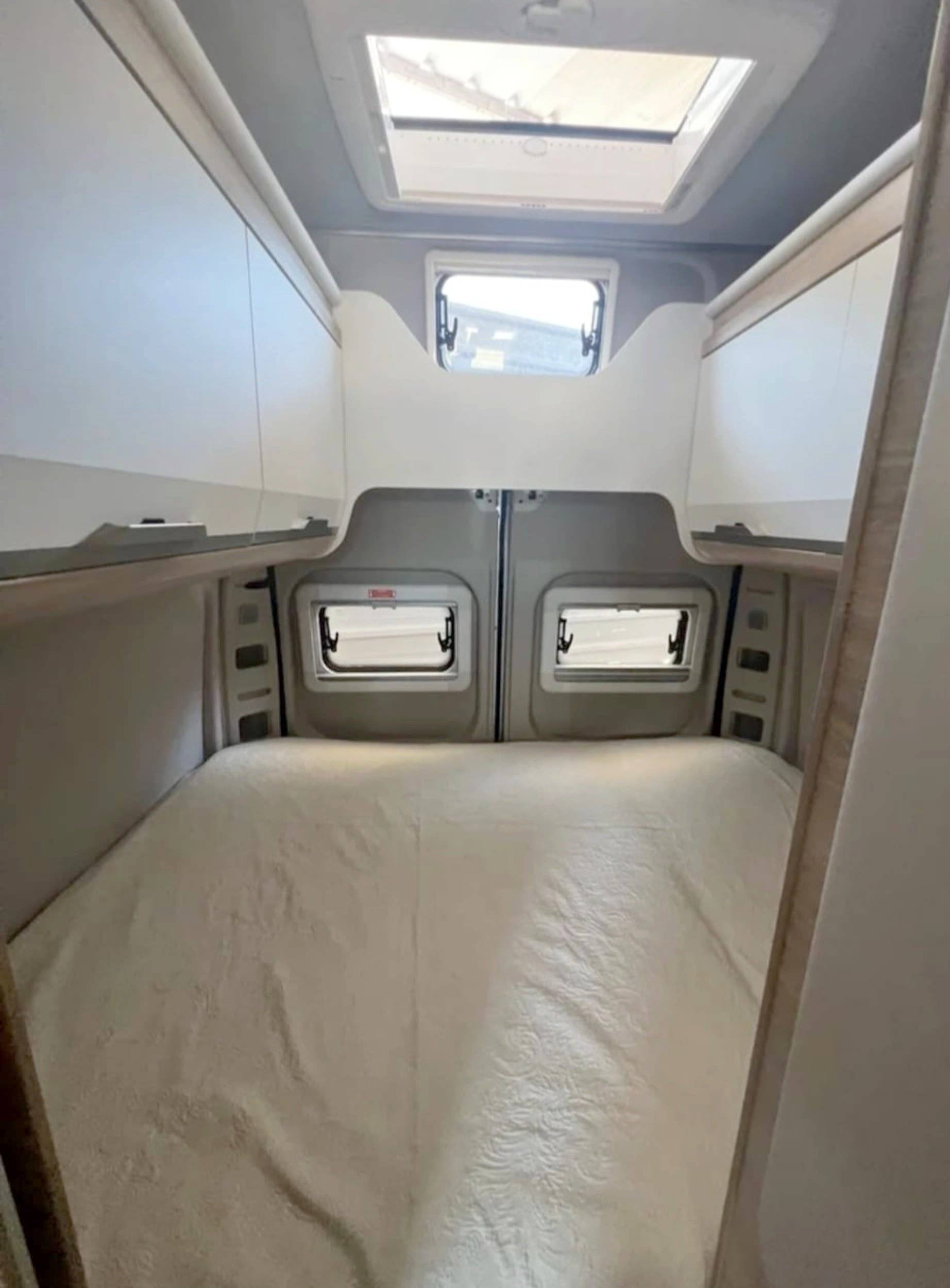 Dormidas Fiat Ducato 2,3 l 150 ch - Yescapa