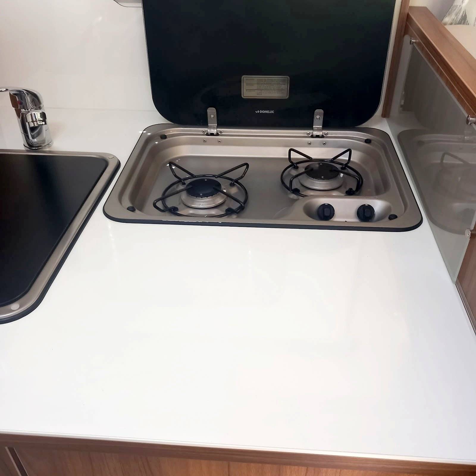 Eethoek Fiat PILOTE Essentiel P706 C - Yescapa