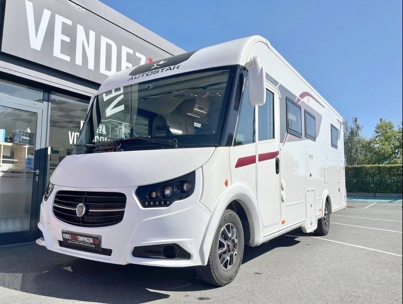 Vue avant de 3/4 Fiat Fiat ducato - Yescapa