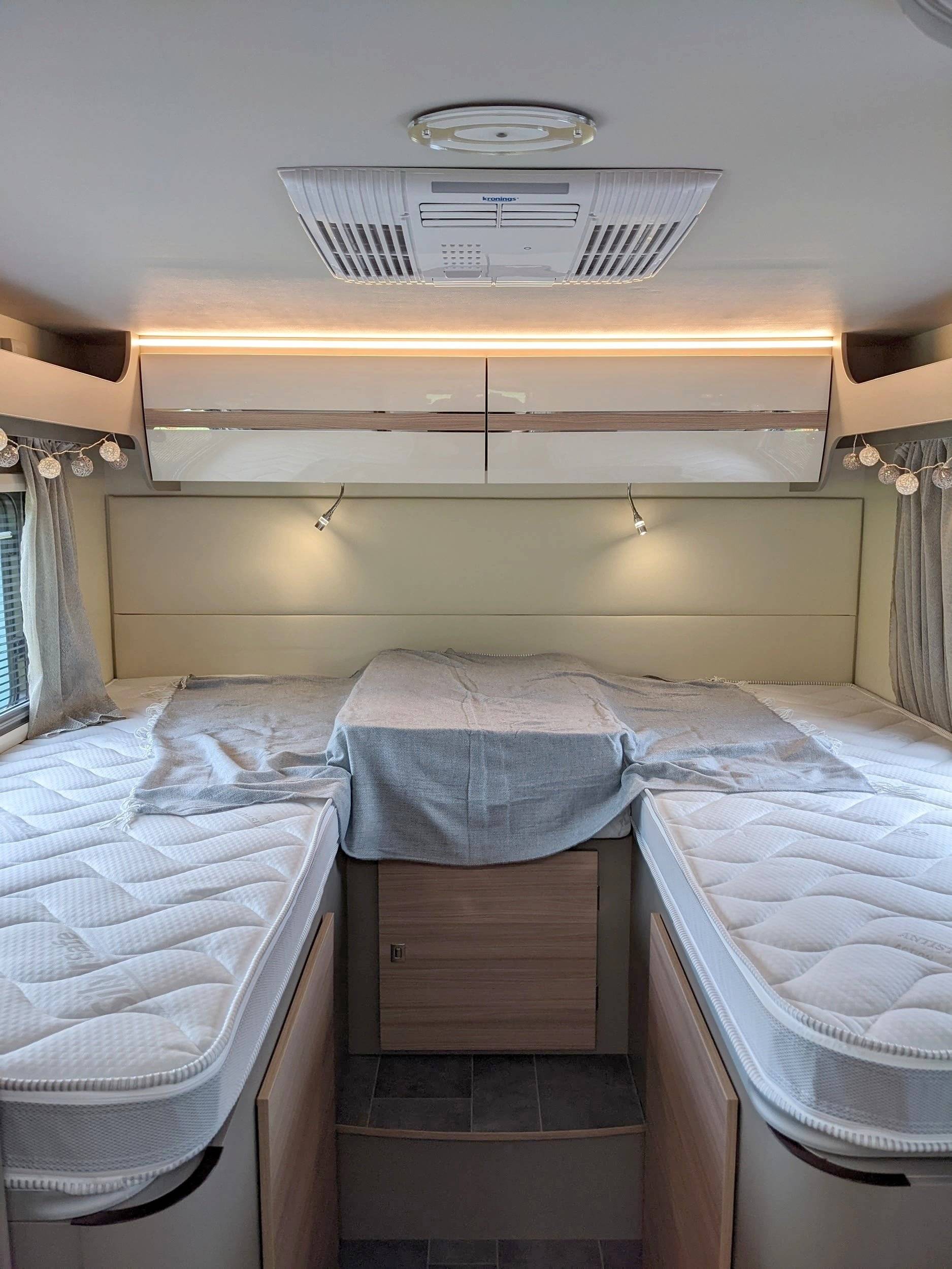 Berth Renault Ahorn Canada - Yescapa