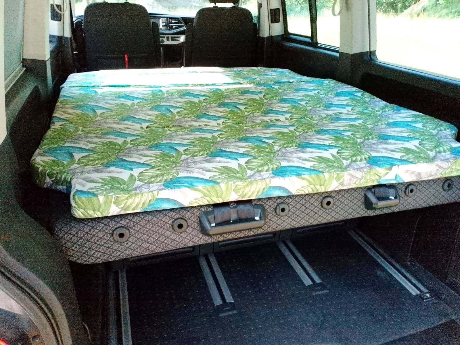 Berth Volkswagen VOLKSWAGEN CALIFORNIA - Yescapa