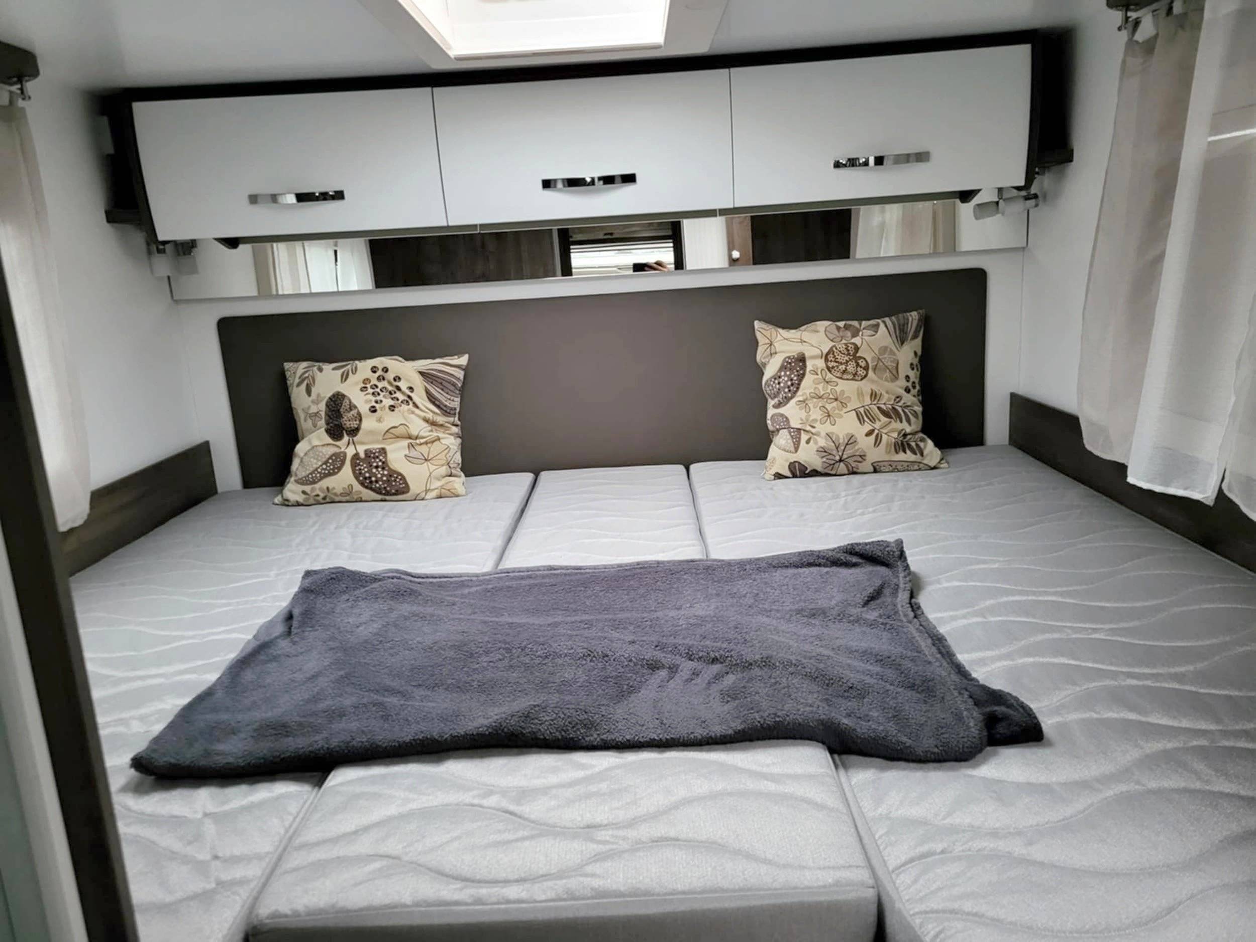 Benimar Cocoon 463 automaat