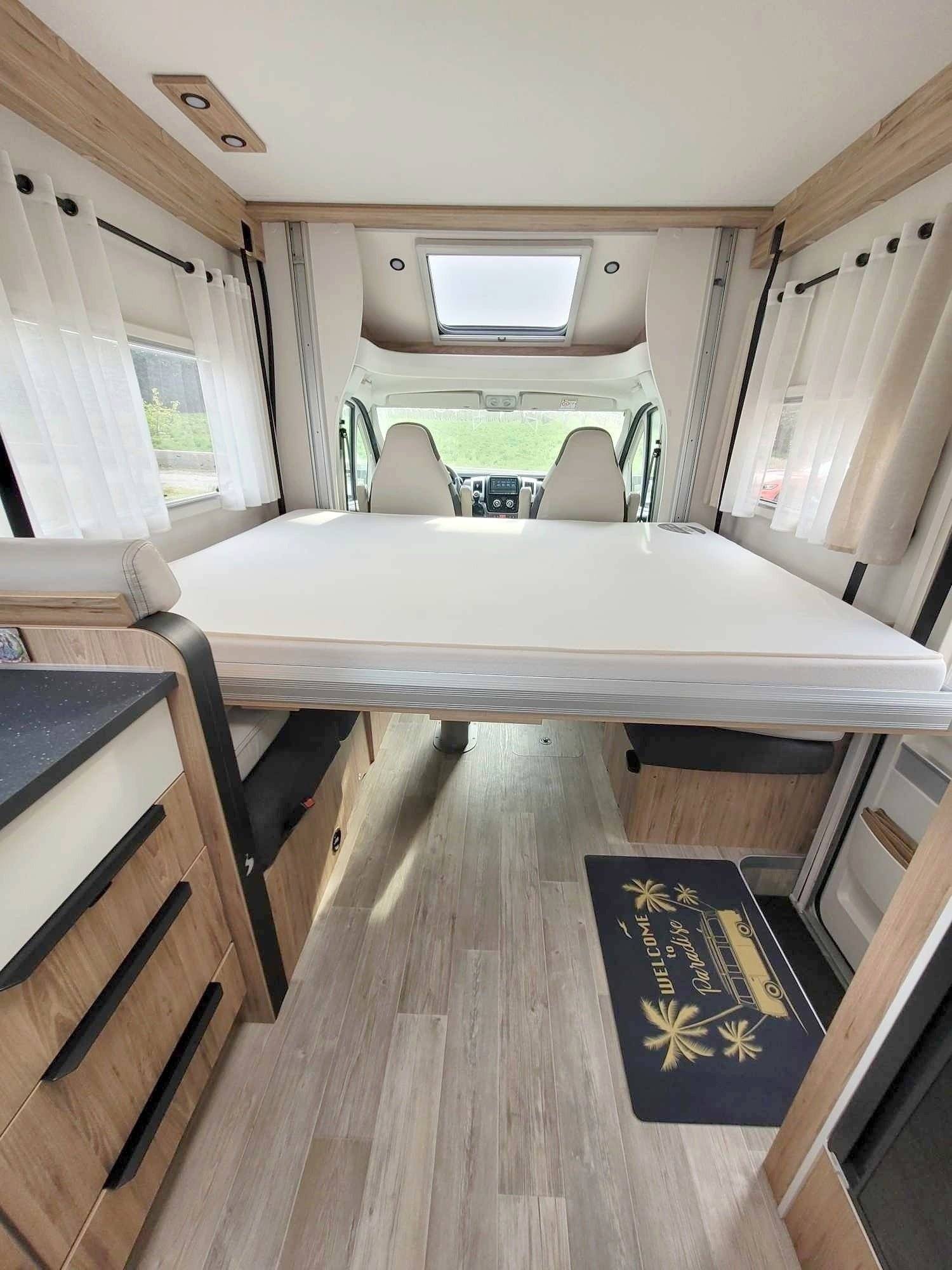 Bavaria BAVARIA T696D