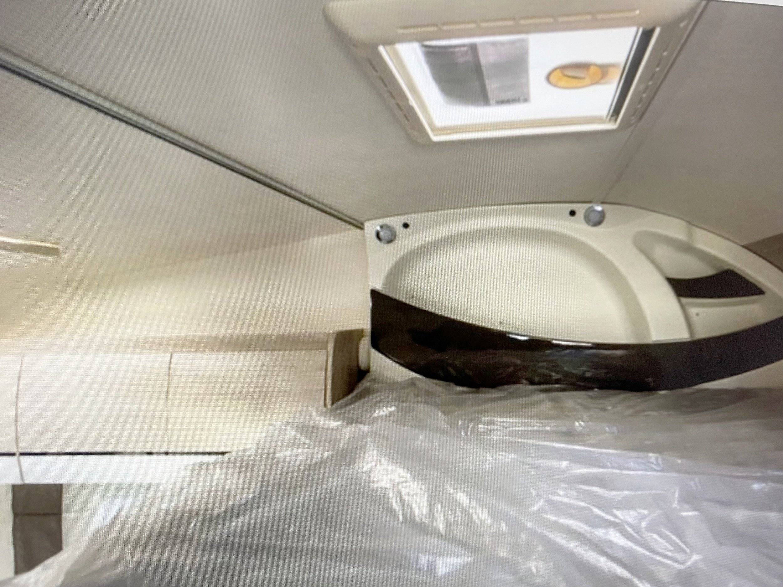 Challenger GENESIS 256