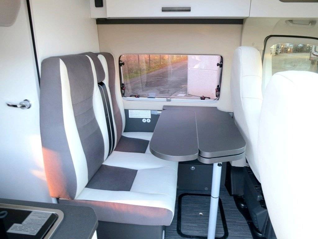 Dining Area Fiat Fiat ducato - Yescapa