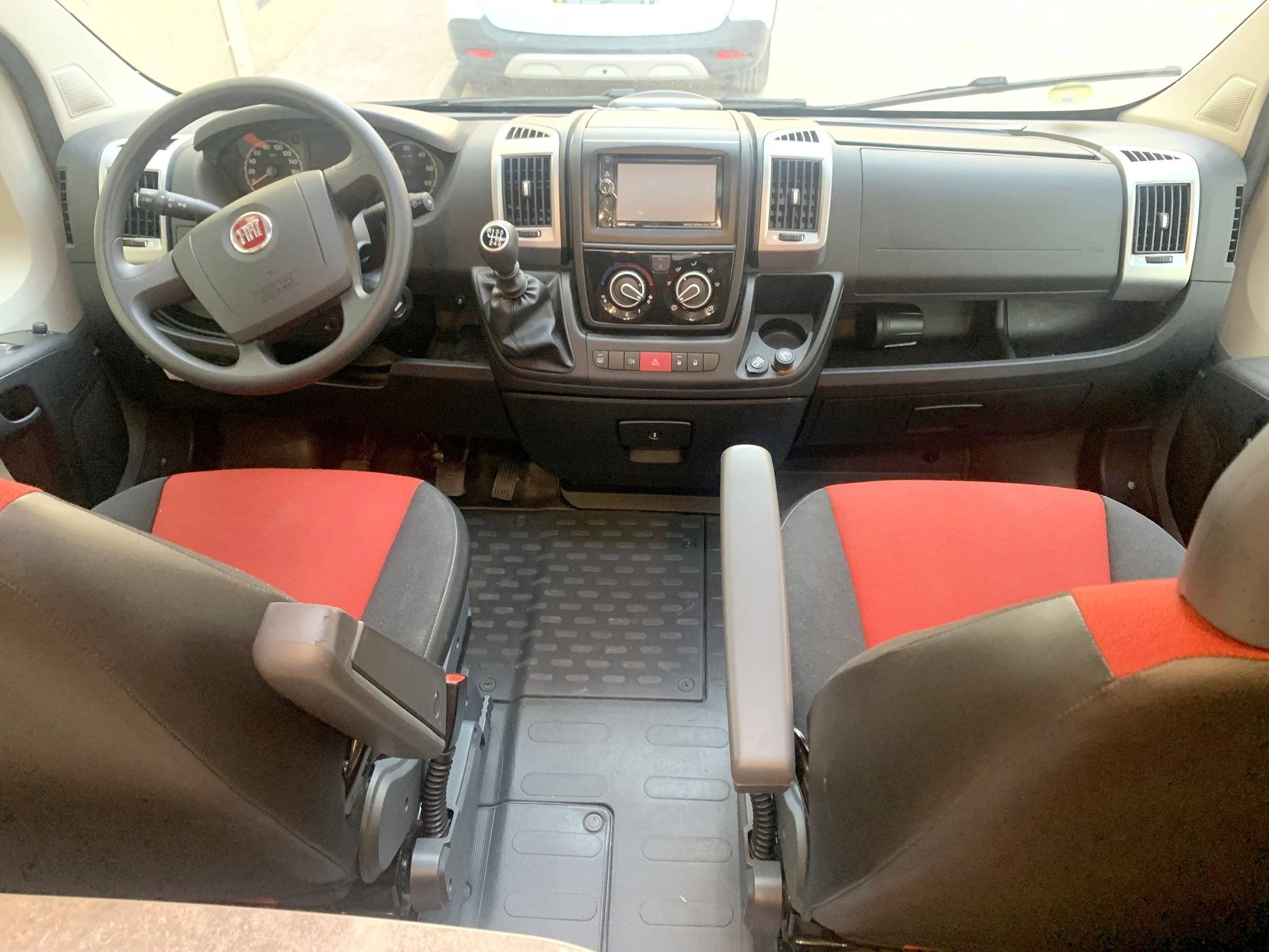 Challenger 296 Fiat