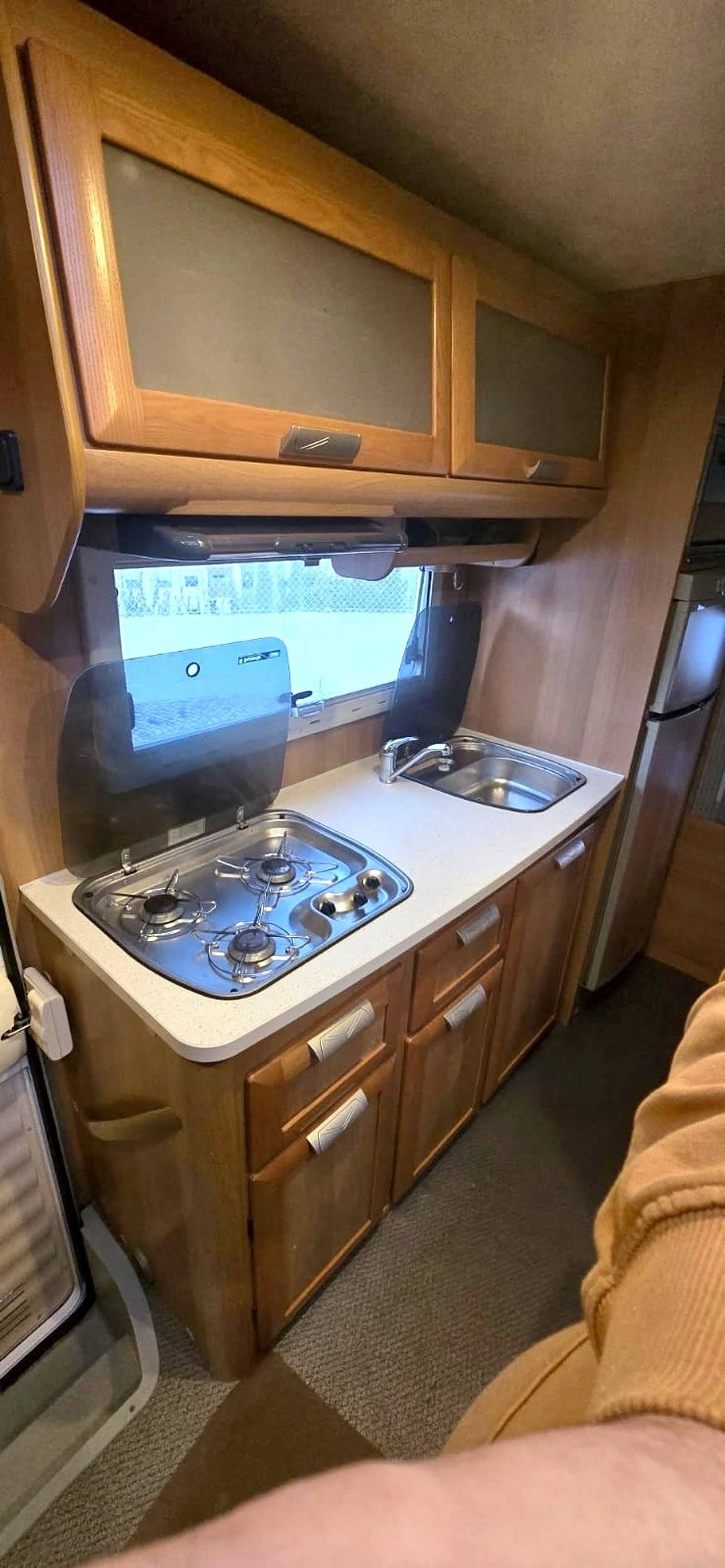 Coin cuisine Fiat Ducato 2,3 l JTD 130 ch. - Yescapa
