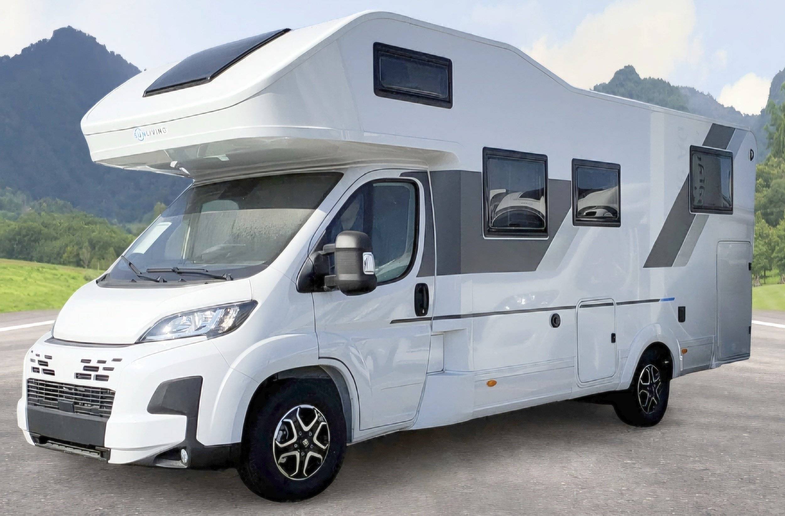 Vue avant de 3/4 Fiat Ducato 2,3 l 180 ch - Yescapa