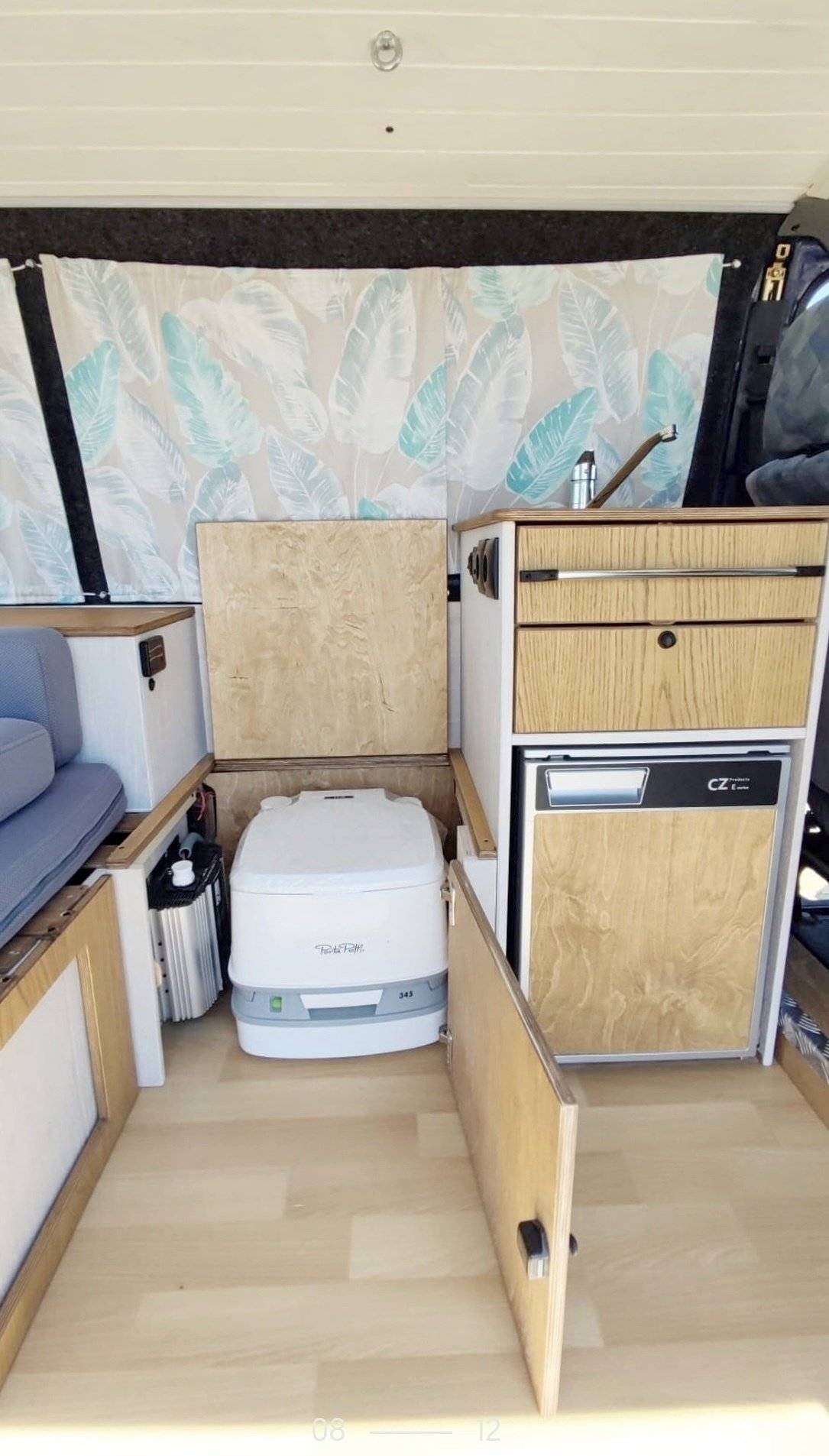 Camper Track Volkswagen Transporter