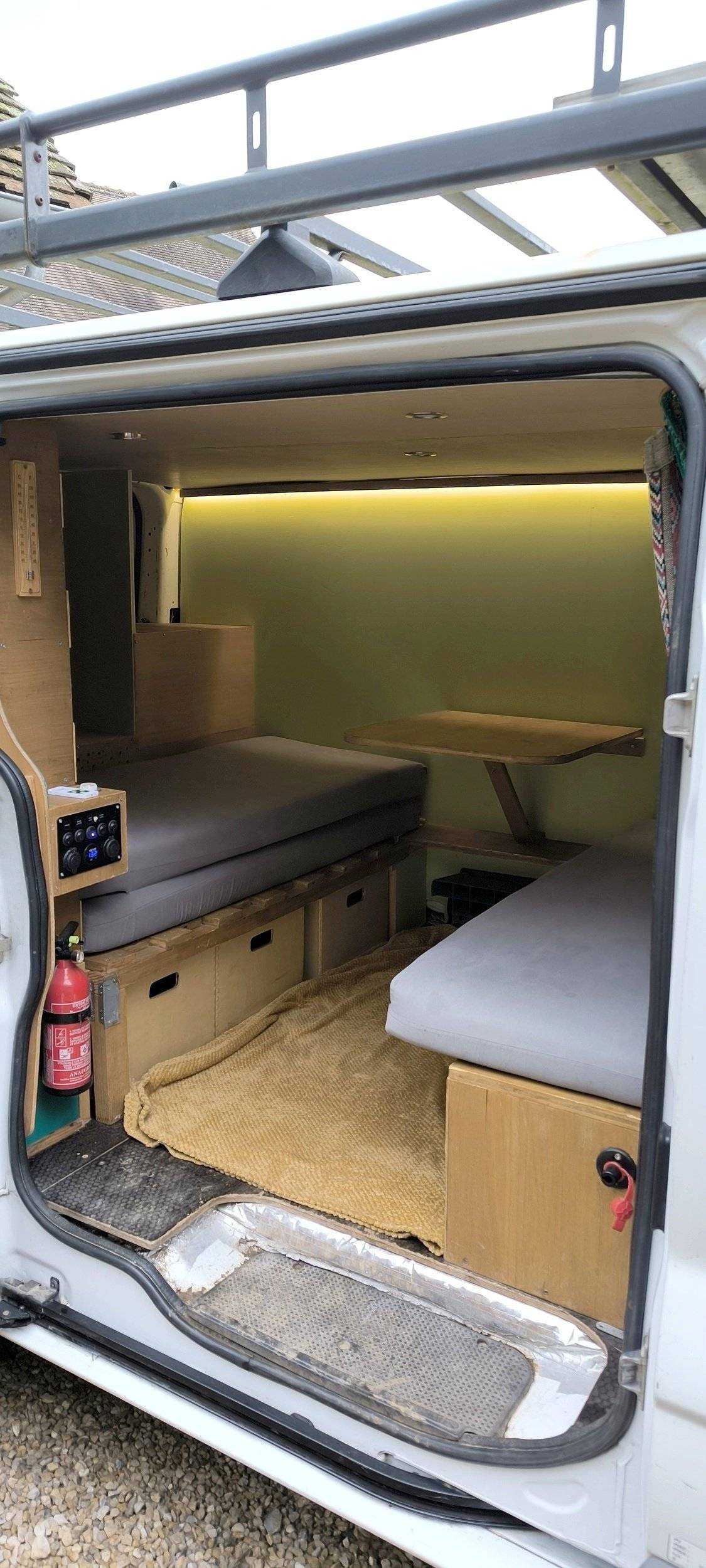 Eethoek Renault trafic - Yescapa