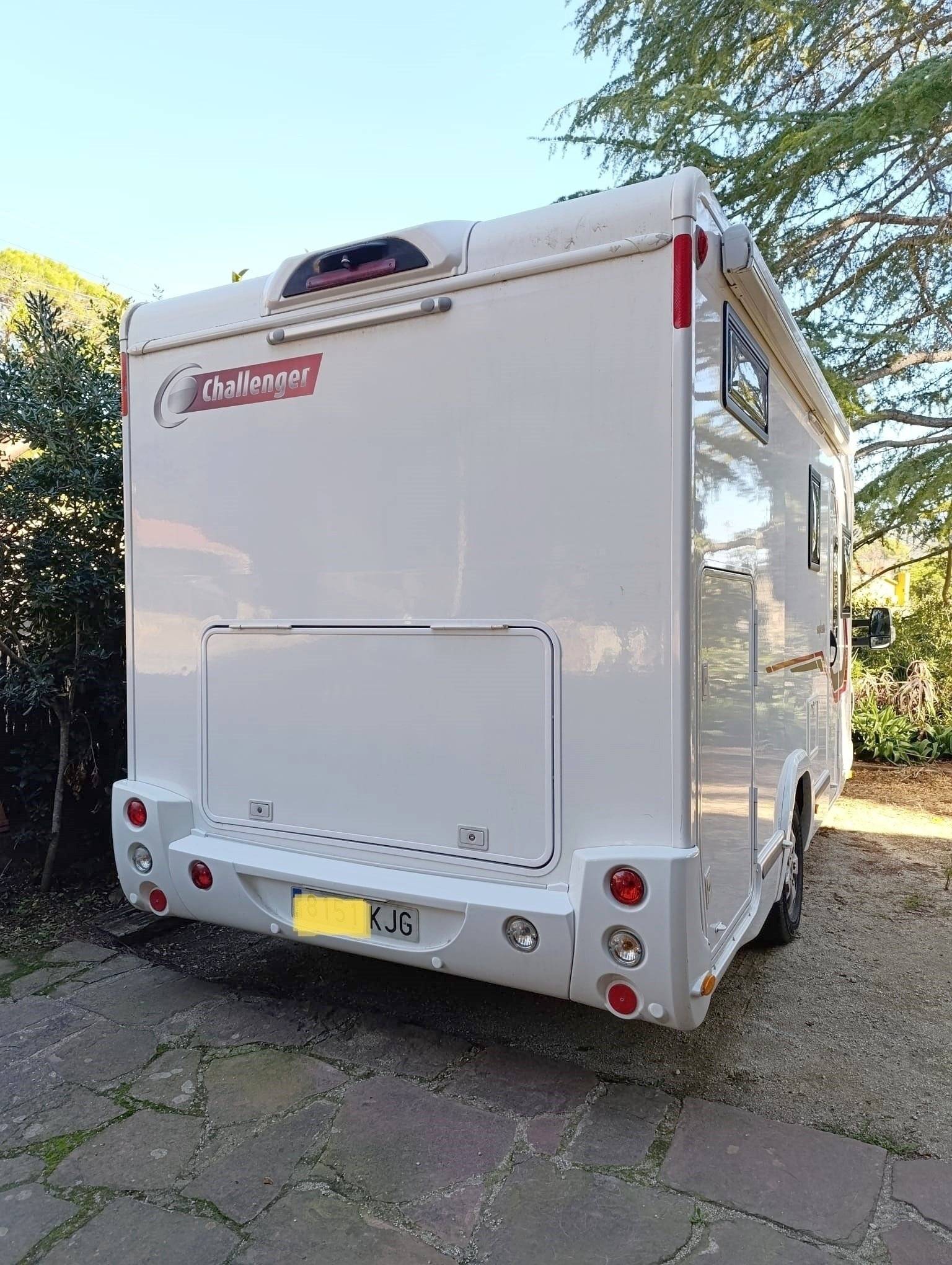 Challenger GENESIS 284