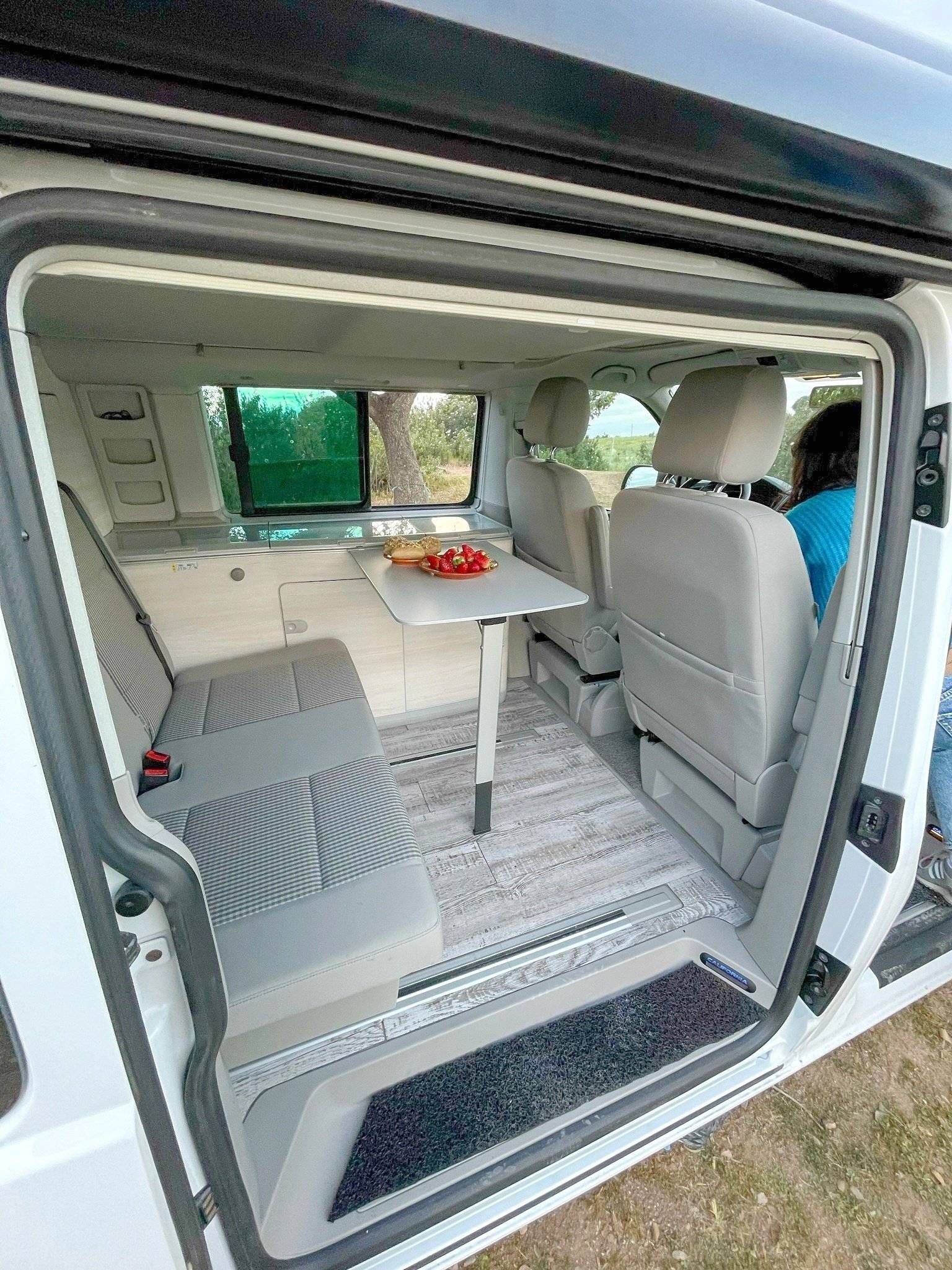 Volkswagen Volkswagen california coast