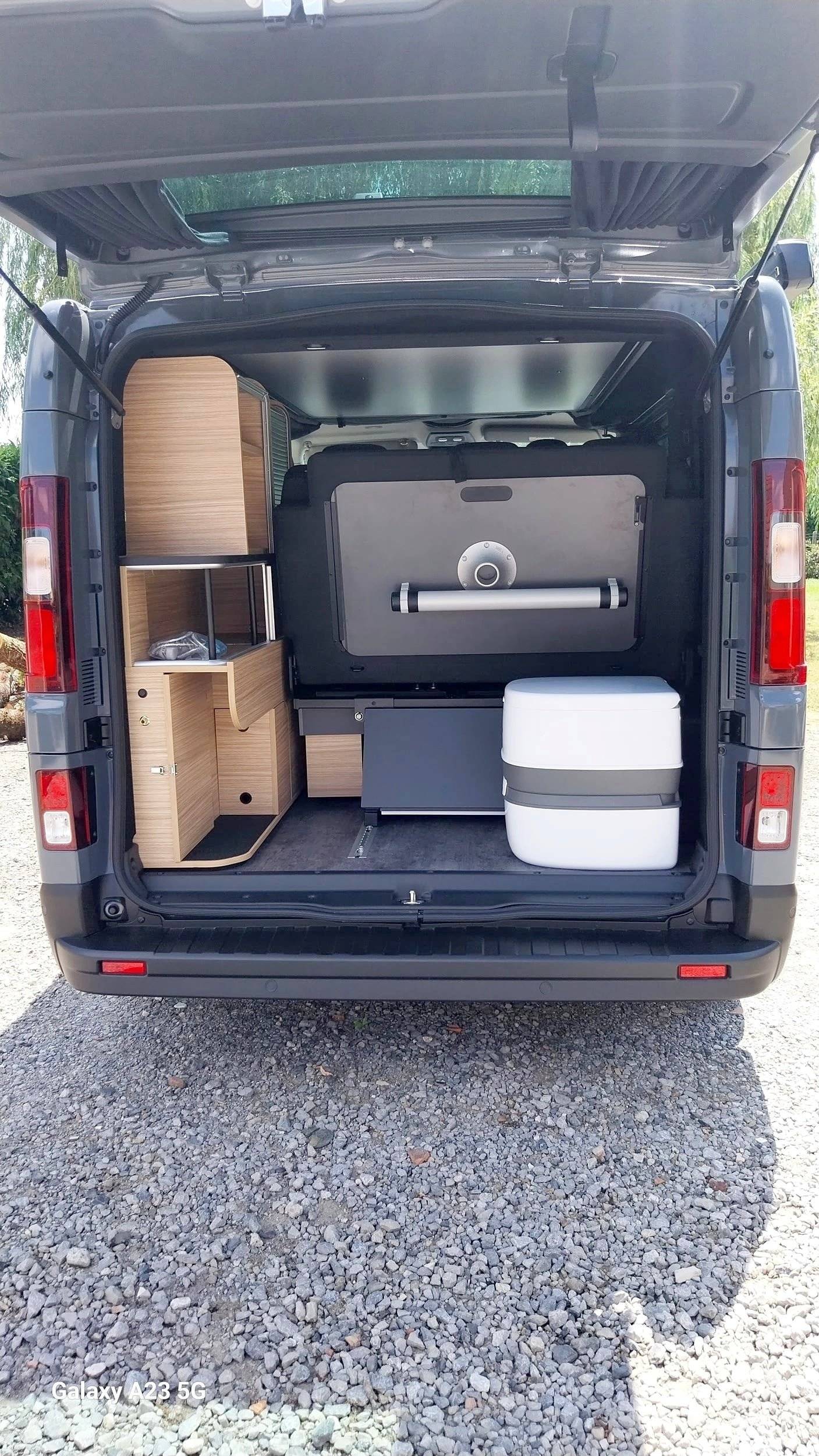 Bavaria Camp Trafic 2,5 l 150 ch