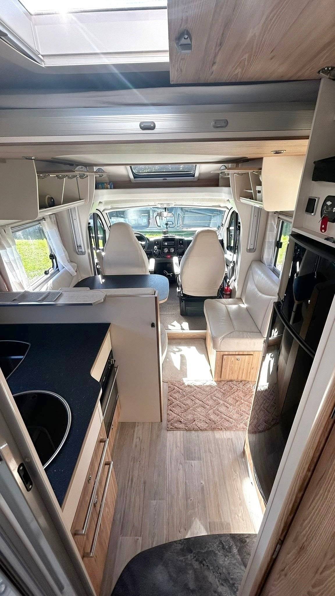 Bavaria Bavaria T746 C Style